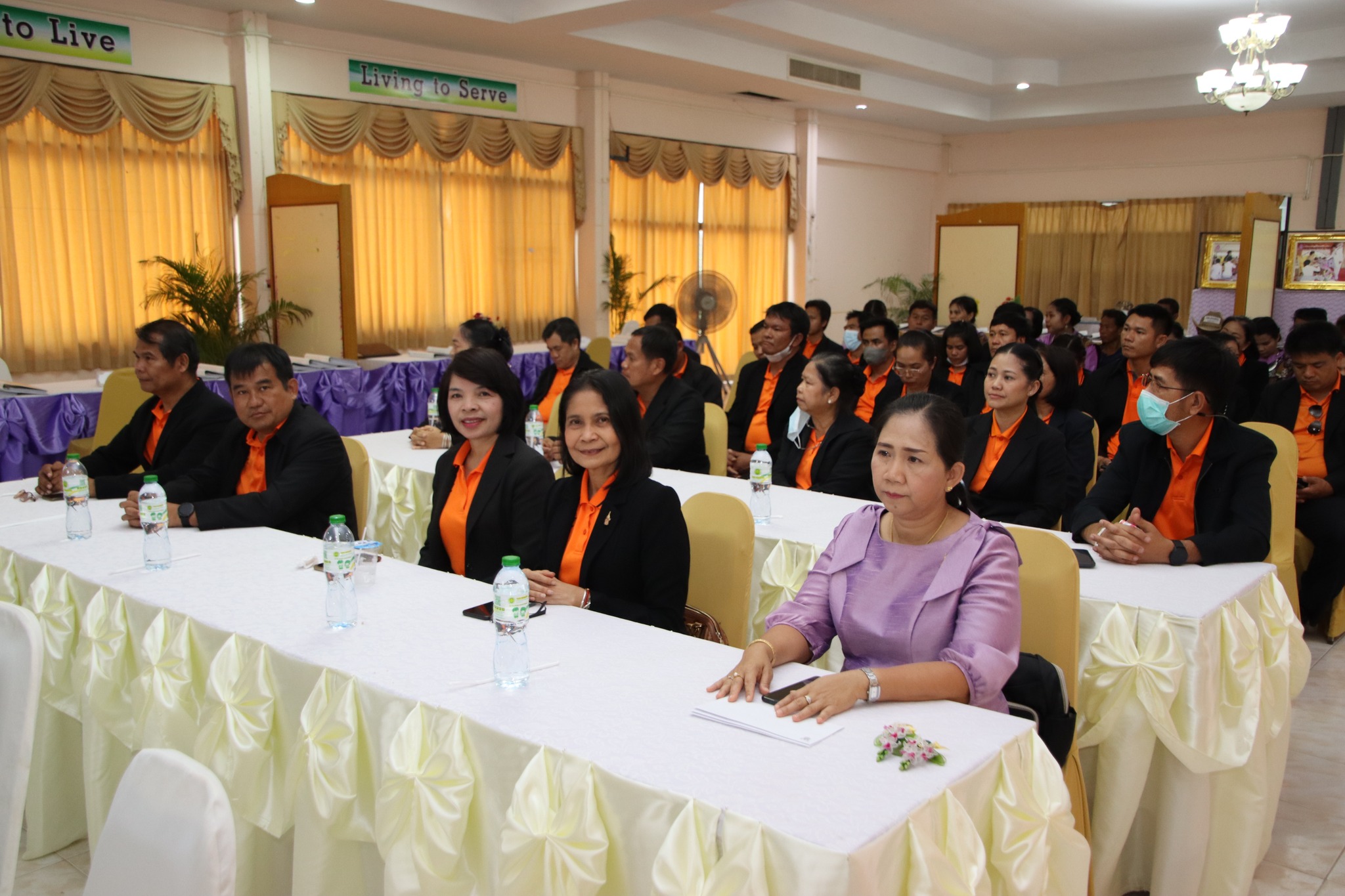 ? พช.ขอนแก่น : ร่วมเป็นเกียรติและให้คำรับรองคณะกรรมการประเมินสถานศึกษาเพื่อรับรางวัลพระราชทานประจำปี 2565 ระดับเขตความรับผิดชอบของ กลุ่มจังหวัด 7