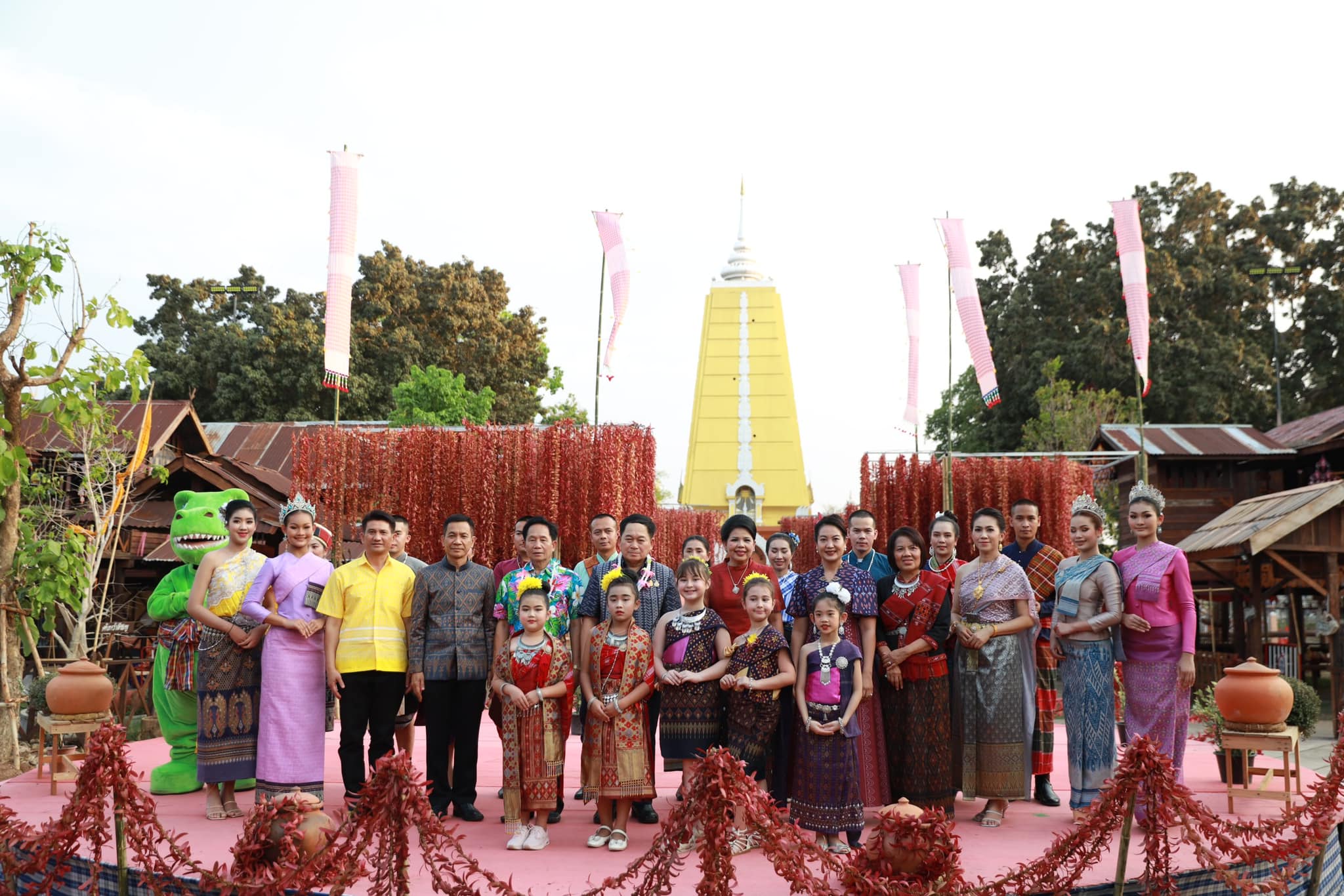 ?จังหวัดขอนแก่น : “ผู้ว่าฯ พบสื่อมวลชน” พร้อมจัดงานสืบสานประเพณีสงกรานต์ ภายใต้แนวคิด “วิถีไทบ้านขอนแก่น ร่วมสานใจสู่สากล”