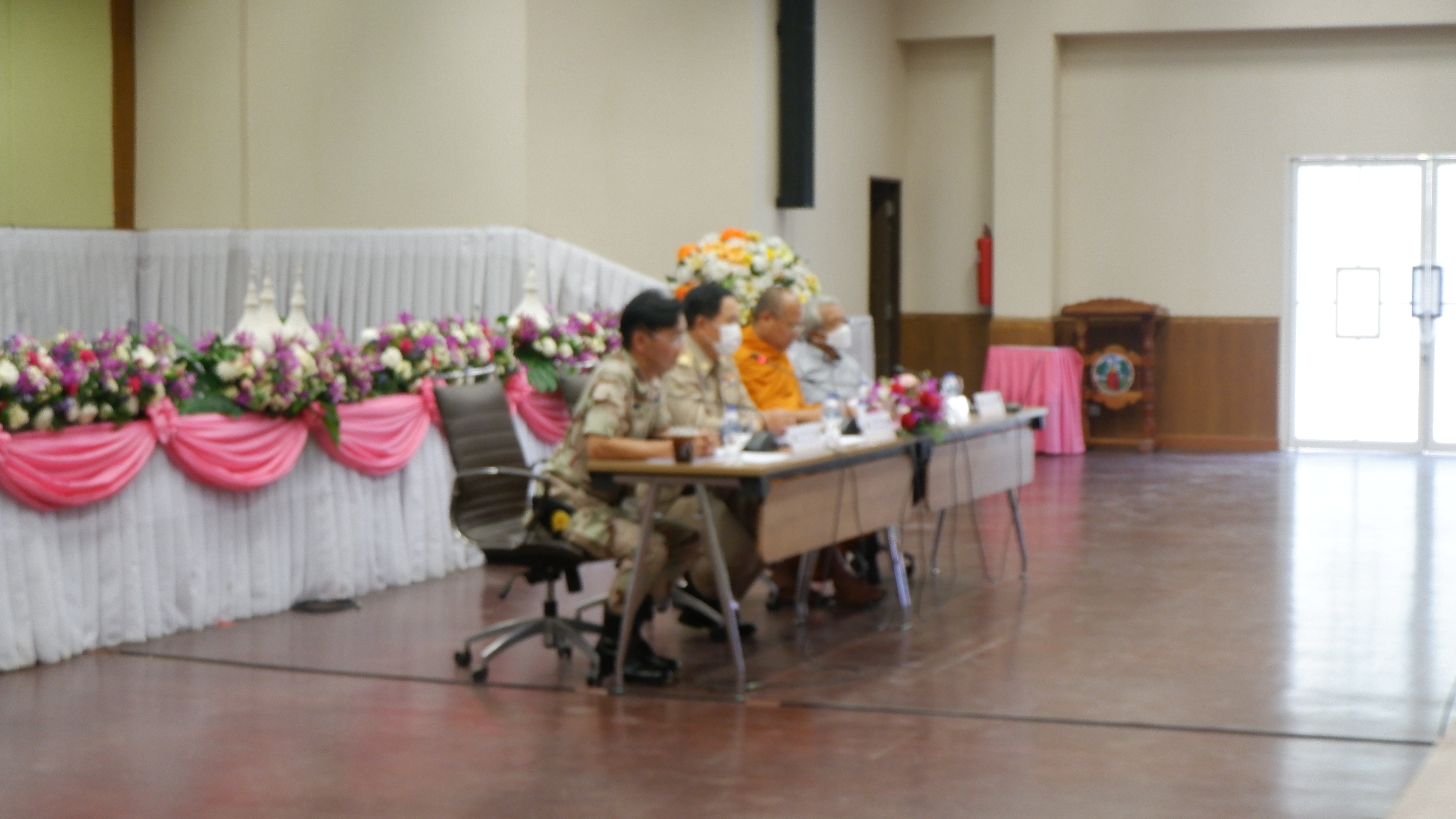 ?พช.ขอนแก่น : จัดประชุมเตรียมความพร้อมในการขับเคลื่อนการดำเนินงานขจัดความยากจนและพัฒนาคนทุกช่วงวัยอย่างยั่งยืนตามหลักปรัชญาของเศรษฐกิจพอเพียง ประจำปี 2566