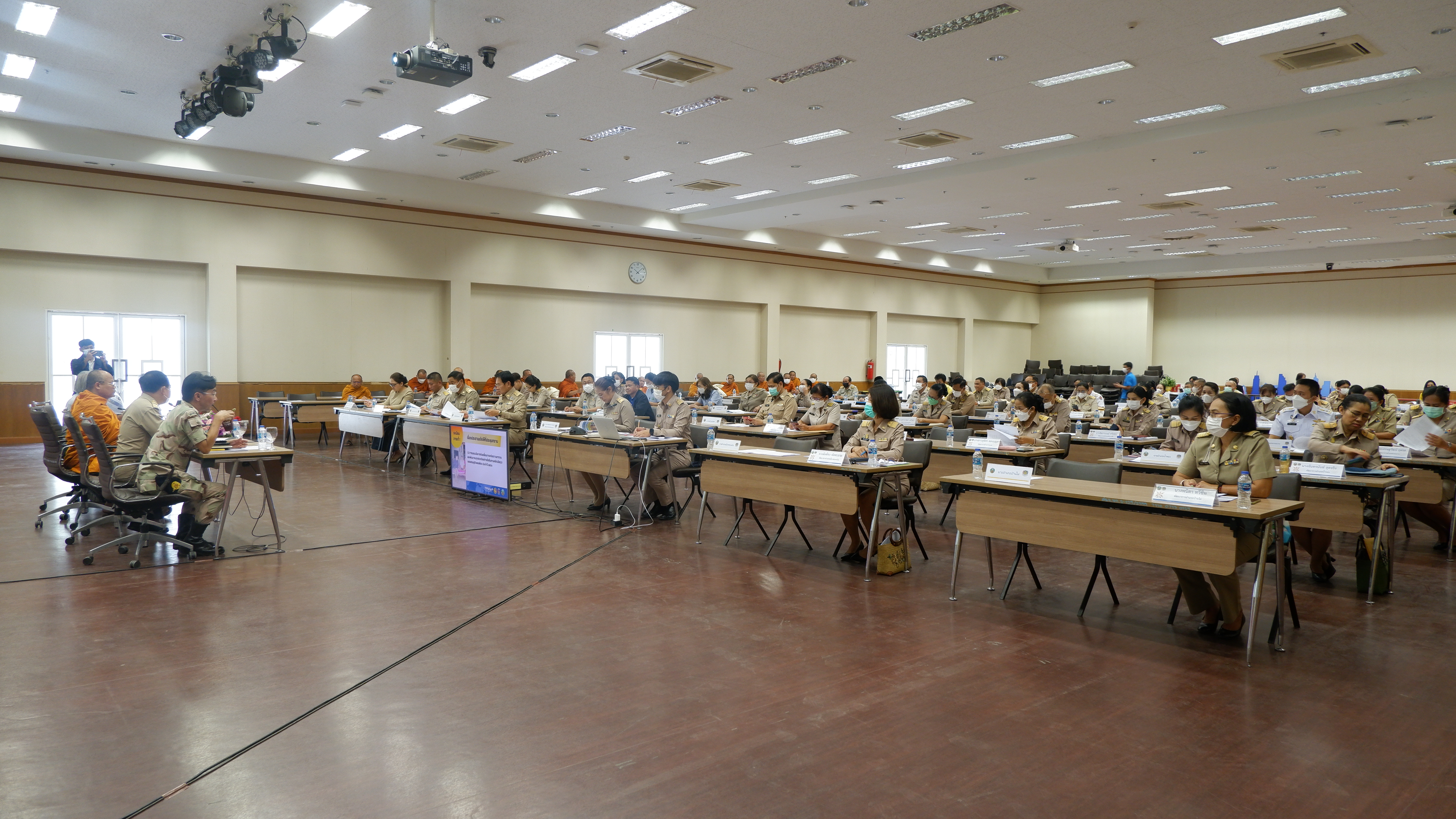 ?พช.ขอนแก่น : จัดประชุมเตรียมความพร้อมในการขับเคลื่อนการดำเนินงานขจัดความยากจนและพัฒนาคนทุกช่วงวัยอย่างยั่งยืนตามหลักปรัชญาของเศรษฐกิจพอเพียง ประจำปี 2566