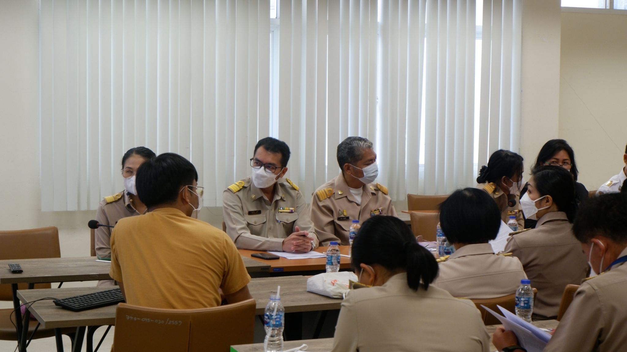 ?พช.ขอนแก่น : ประชุมคณะทำงานขับเคลื่อนการดำเนินงานขจัดความยากจนและพัฒนาคนทุกช่วงวัยอย่างยั่งยืนตามหลักปรัชญาของเศรษฐกิจพอเพียง ตามภารกิจ 5 มิติ ระดับจังหวัด (มิติที่4 ด้านรายได้)