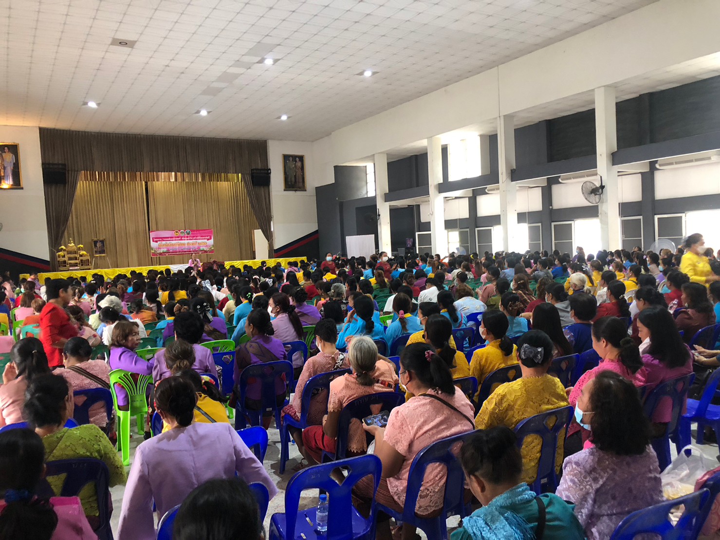 ? พช.ขอนแก่น : อำเภอหนองสองห้อง จัดกิจกรรม “รวมพลังองค์กรสตรี เพิ่มพูนน้ำใจ สร้างวิถีไทยสามัคคี” เนื่องในวันสตรีสากล ประจำปี 2566