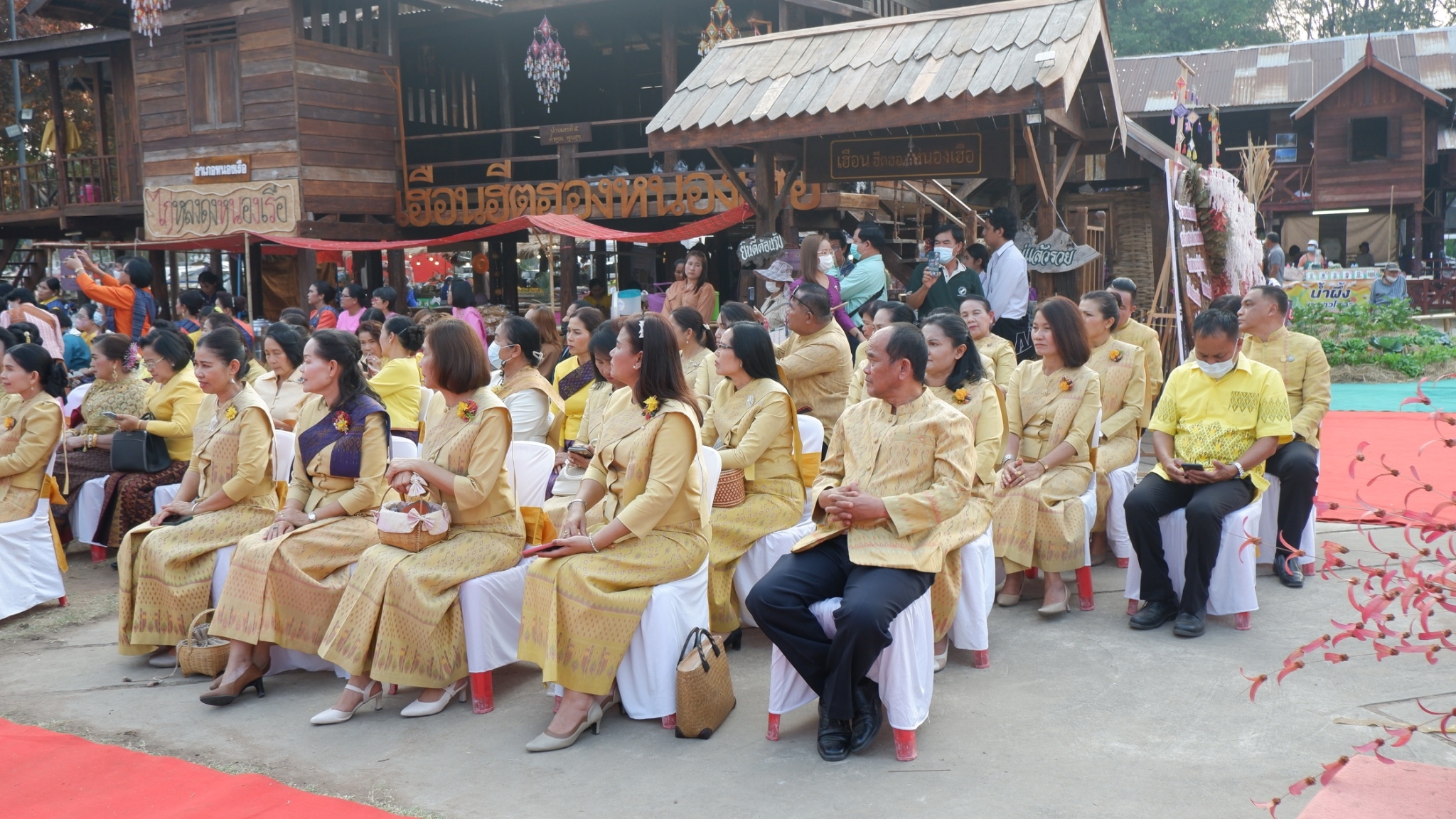 ? พช.ขอนแก่น : จัดงานวันสตรีสากล ประจำปี2566 “รวมพลังสตรี สร้างสรรค์งานพัฒนา สืบสานภูมิปัญญา ผ้าถิ่นทันสมัย ไทขอนแก่น”