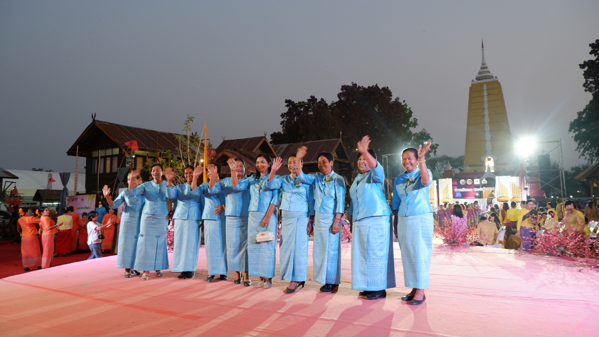 ? พช.ขอนแก่น : จัดงานวันสตรีสากล ประจำปี2566 “รวมพลังสตรี สร้างสรรค์งานพัฒนา สืบสานภูมิปัญญา ผ้าถิ่นทันสมัย ไทขอนแก่น”