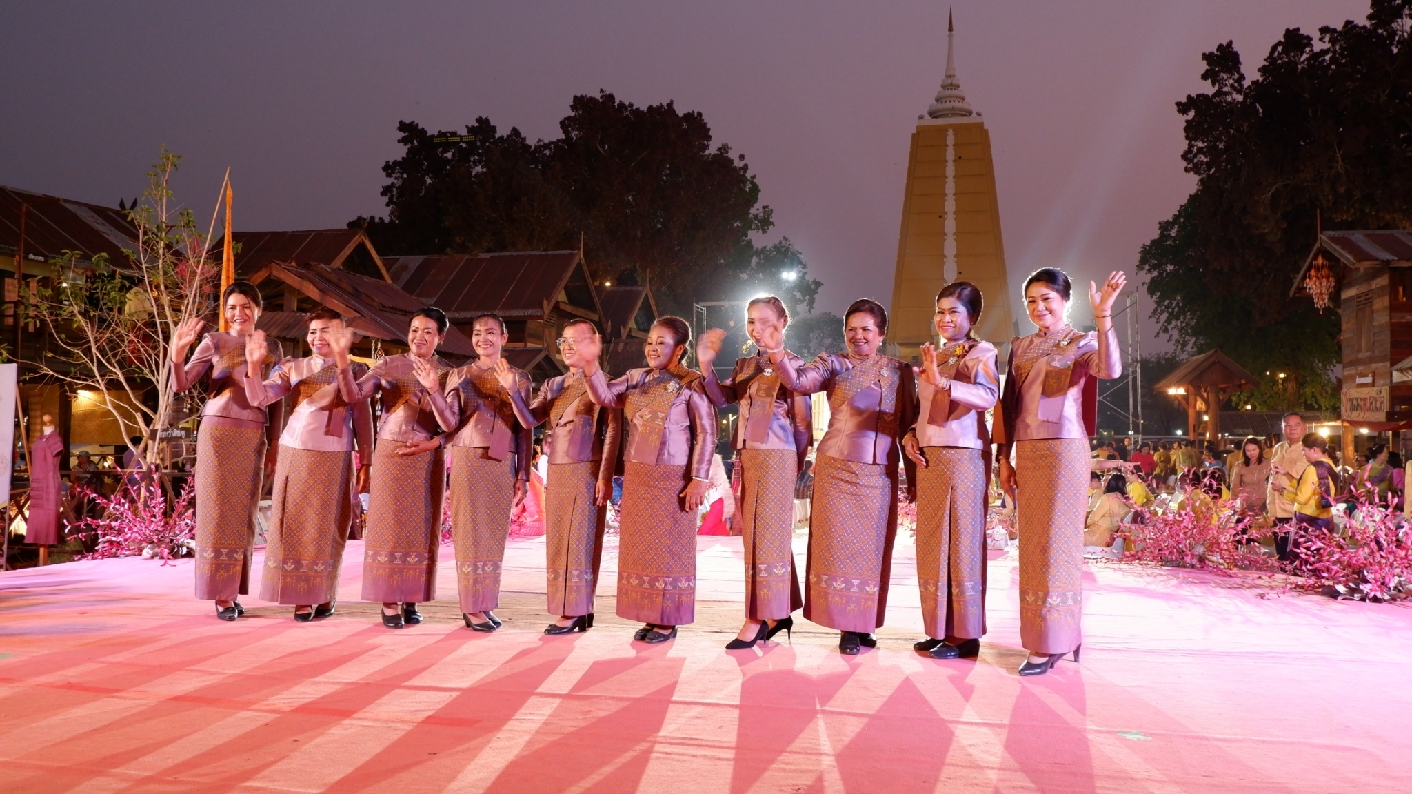 ? พช.ขอนแก่น : จัดงานวันสตรีสากล ประจำปี2566 “รวมพลังสตรี สร้างสรรค์งานพัฒนา สืบสานภูมิปัญญา ผ้าถิ่นทันสมัย ไทขอนแก่น”