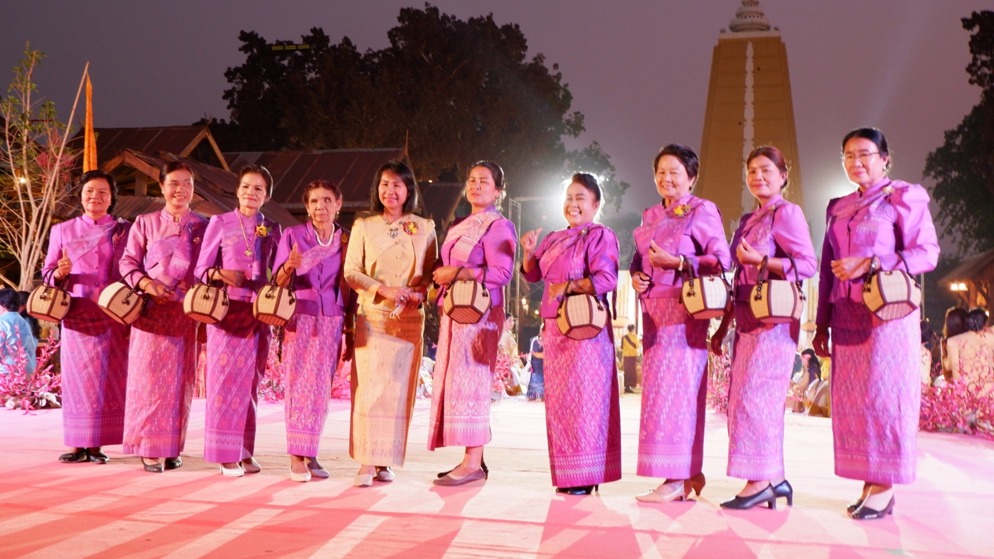 ? พช.ขอนแก่น : จัดงานวันสตรีสากล ประจำปี2566 “รวมพลังสตรี สร้างสรรค์งานพัฒนา สืบสานภูมิปัญญา ผ้าถิ่นทันสมัย ไทขอนแก่น”