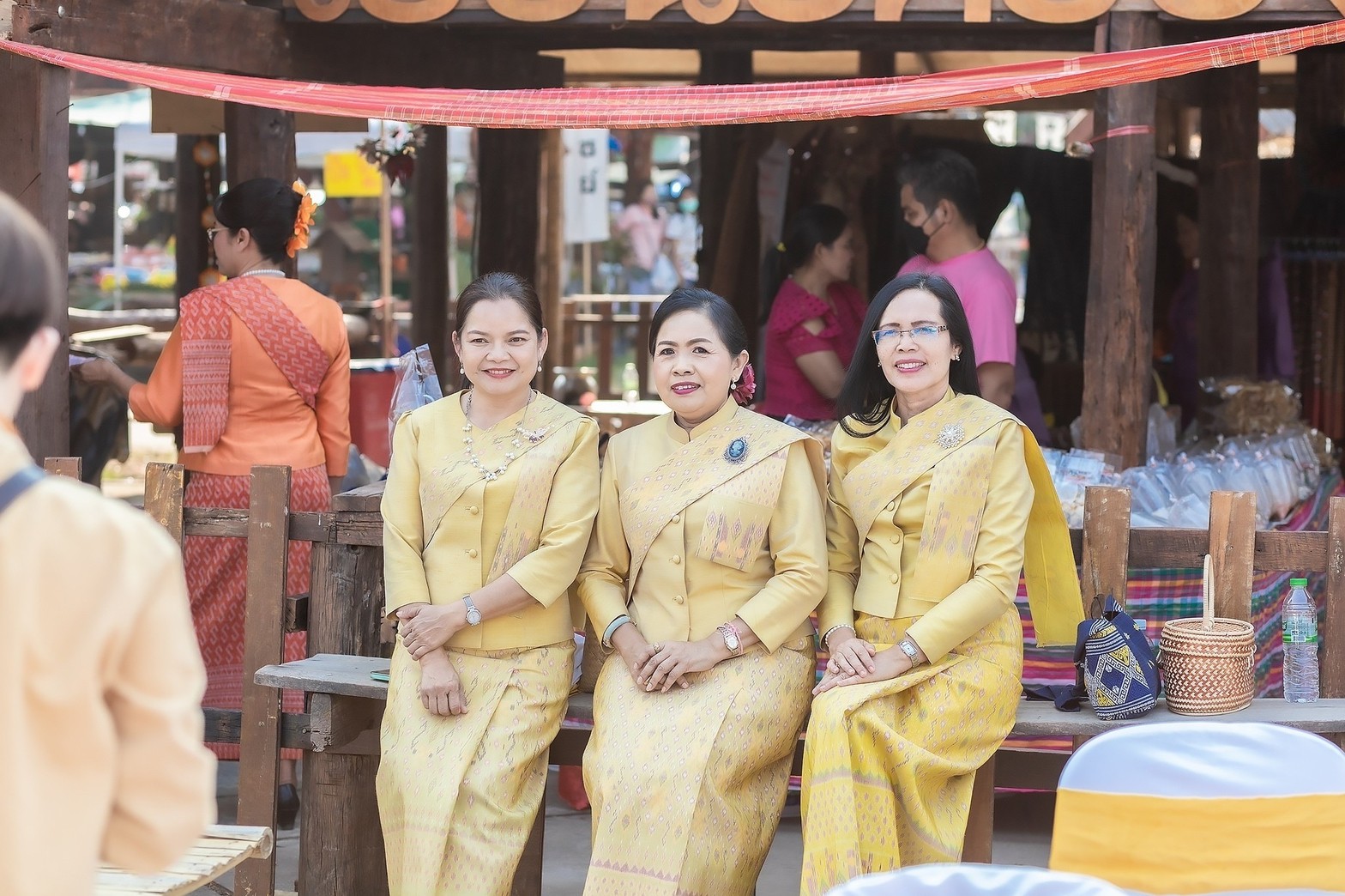 ? พช.ขอนแก่น : จัดงานวันสตรีสากล ประจำปี2566 “รวมพลังสตรี สร้างสรรค์งานพัฒนา สืบสานภูมิปัญญา ผ้าถิ่นทันสมัย ไทขอนแก่น”