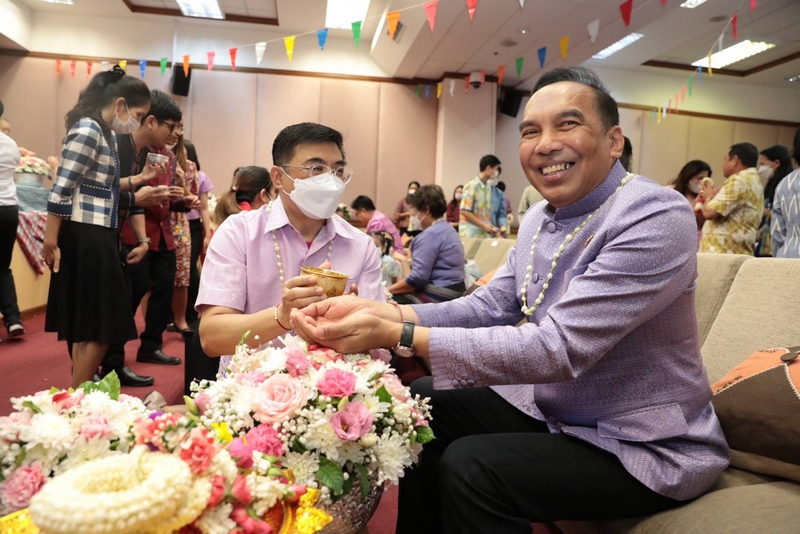 ? พช.ขอนแก่น : ร่วมสืบสานประเพณีและวัฒนธรรมไทย สืบสานสงกรานต์ตำนาน พช. เนื่องในเทศกาลสงกรานต์ 2566