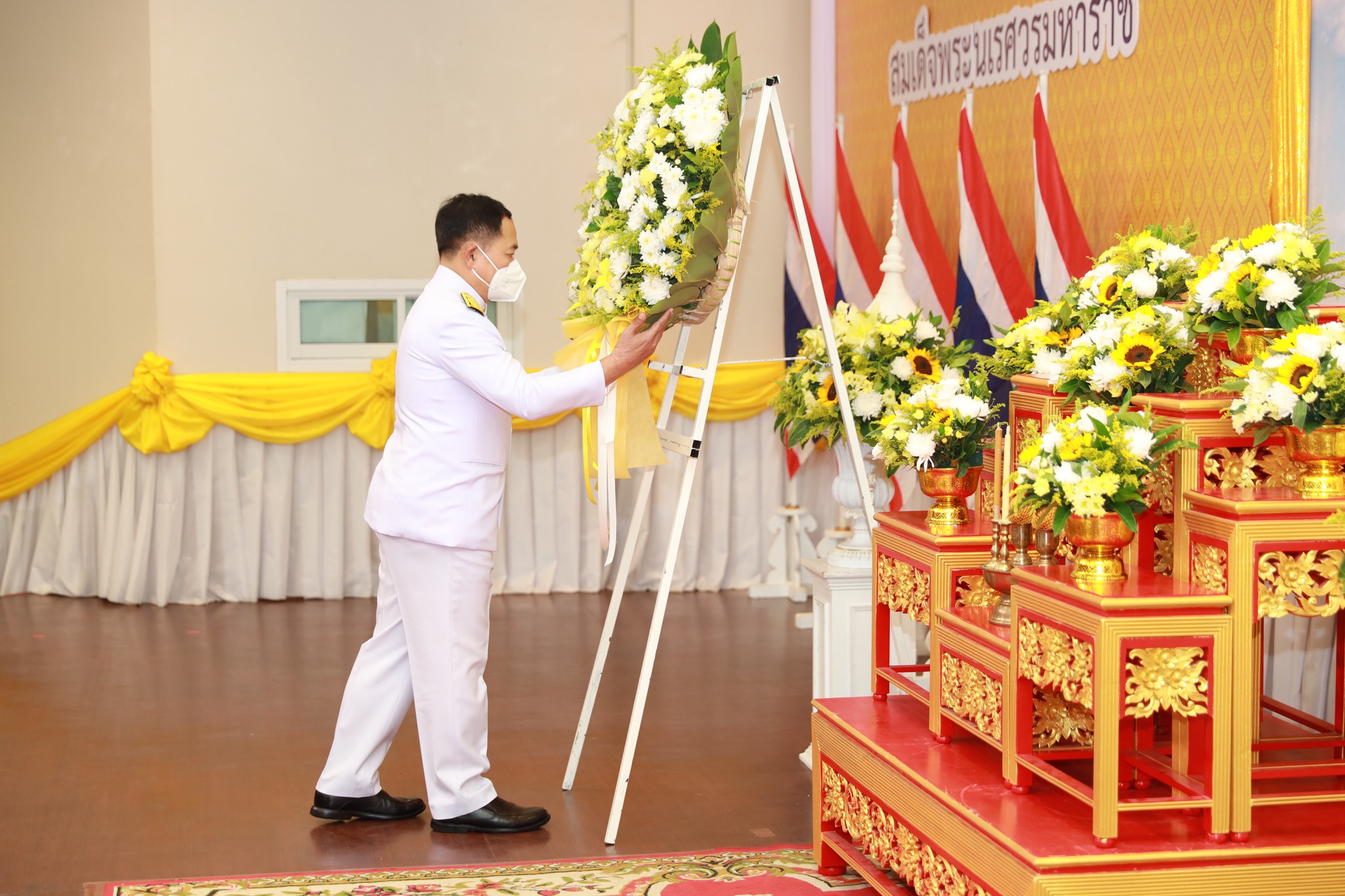 ? จังหวัดขอนแก่น : ประกอบพิธีวางพวงมาลาถวายราชสักการะ เนื่องในวันคล้ายวันสวรรคตของสมเด็จพระนเรศวรมหาราช ประจำปี 2566