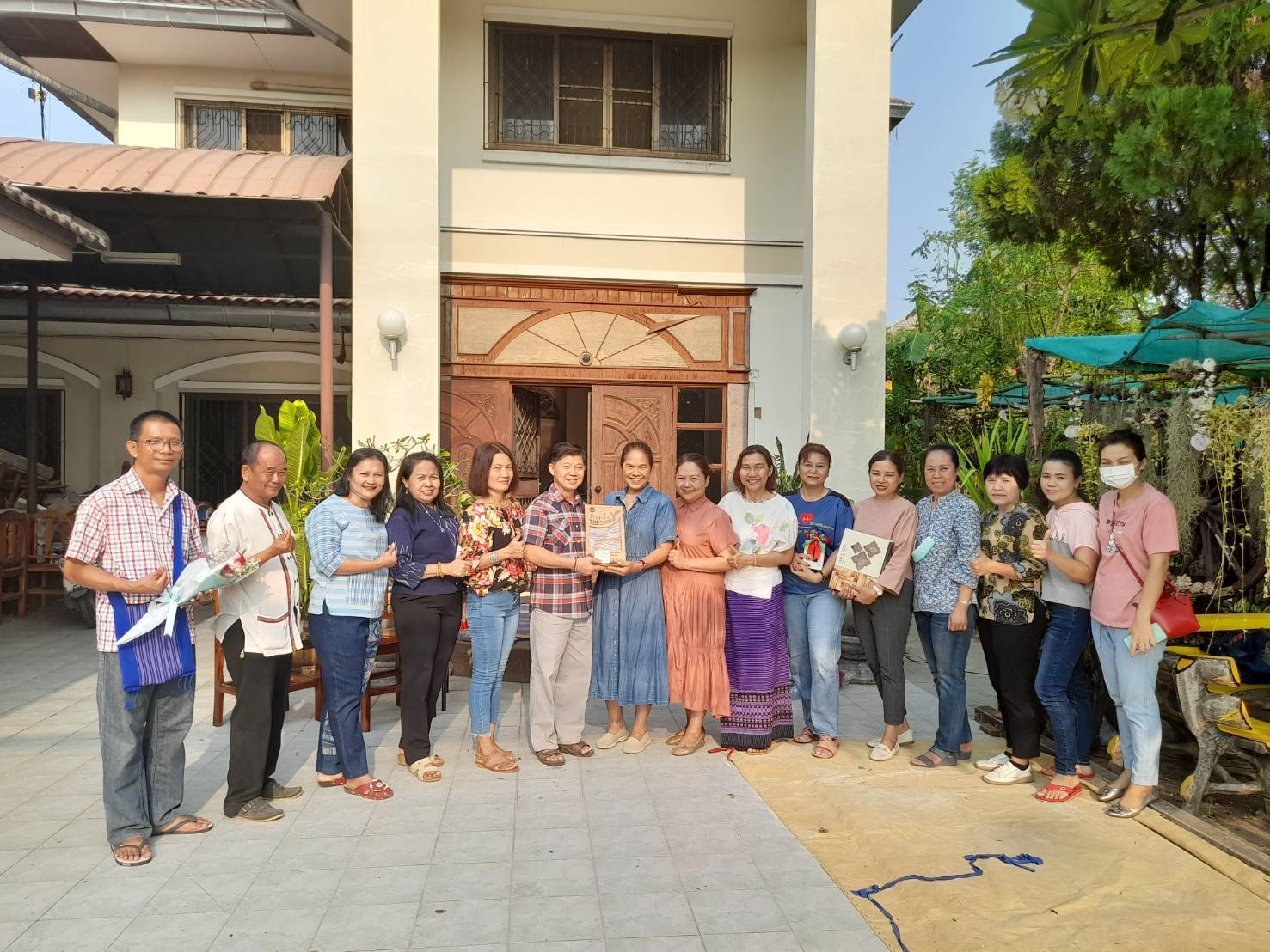 สำนักงานพัฒนาชุมชนจังหวัดขอนแก่น ขอแสดงความยินดีกับ ดร.ประดิษฐ์ นัดทะยาย เนื่องในโอกาสได้รับแต่งตั้งดำรงตำแหน่ง เลขานุการกรม กรมการพัฒนาชุมชน (ประเภทอำนวยการระดับต้น)