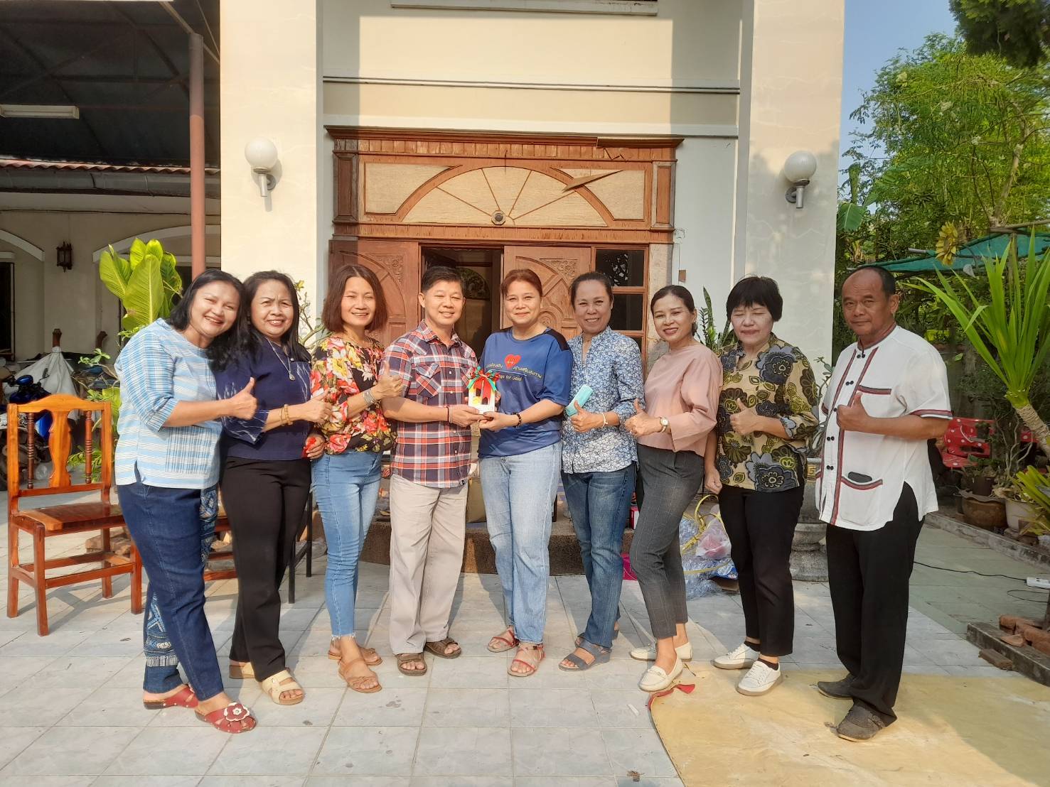 สำนักงานพัฒนาชุมชนจังหวัดขอนแก่น ขอแสดงความยินดีกับ ดร.ประดิษฐ์ นัดทะยาย เนื่องในโอกาสได้รับแต่งตั้งดำรงตำแหน่ง เลขานุการกรม กรมการพัฒนาชุมชน (ประเภทอำนวยการระดับต้น)