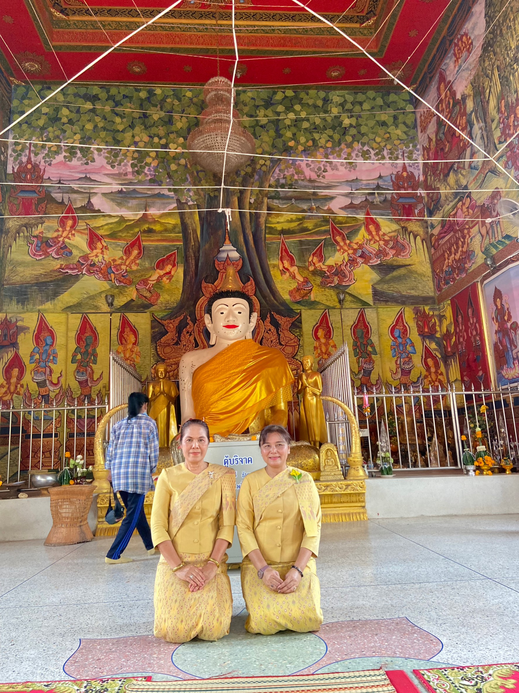 ? พช.ขอนแก่น : ร่วมงานแผ่นดินพระเจ้าใหญ่รวมใจของดีอำเภอซำสูง พิธีรำบวงสรวงองค์หลวงปู่พระเจ้าใหญ่ ณ วัดโพธิ์ชัย บ้านกระนวน อ.ซำสูง จ.ขอนแก่น