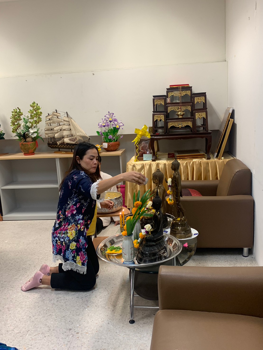 ? พช.ขอนแก่น : สืบสานประเพณีสงกรานต์ 2566 “สรงน้ำพระ รดน้ำดำหัว ขอพรผู้ใหญ่