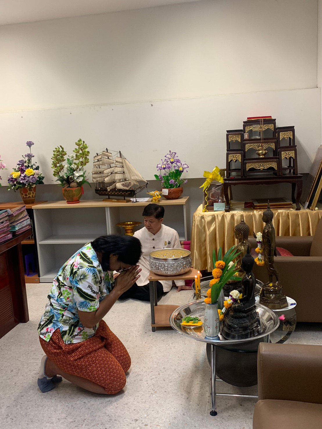? พช.ขอนแก่น : สืบสานประเพณีสงกรานต์ 2566 “สรงน้ำพระ รดน้ำดำหัว ขอพรผู้ใหญ่
