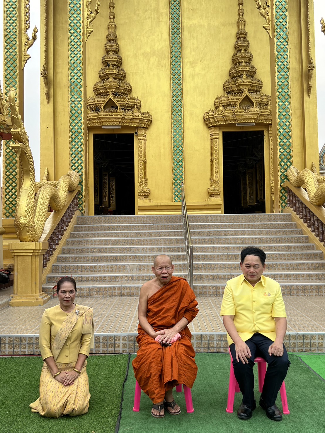 ? พช.ขอนแก่น : ร่วมงานแผ่นดินพระเจ้าใหญ่รวมใจของดีอำเภอซำสูง พิธีรำบวงสรวงองค์หลวงปู่พระเจ้าใหญ่ ณ วัดโพธิ์ชัย บ้านกระนวน อ.ซำสูง จ.ขอนแก่น