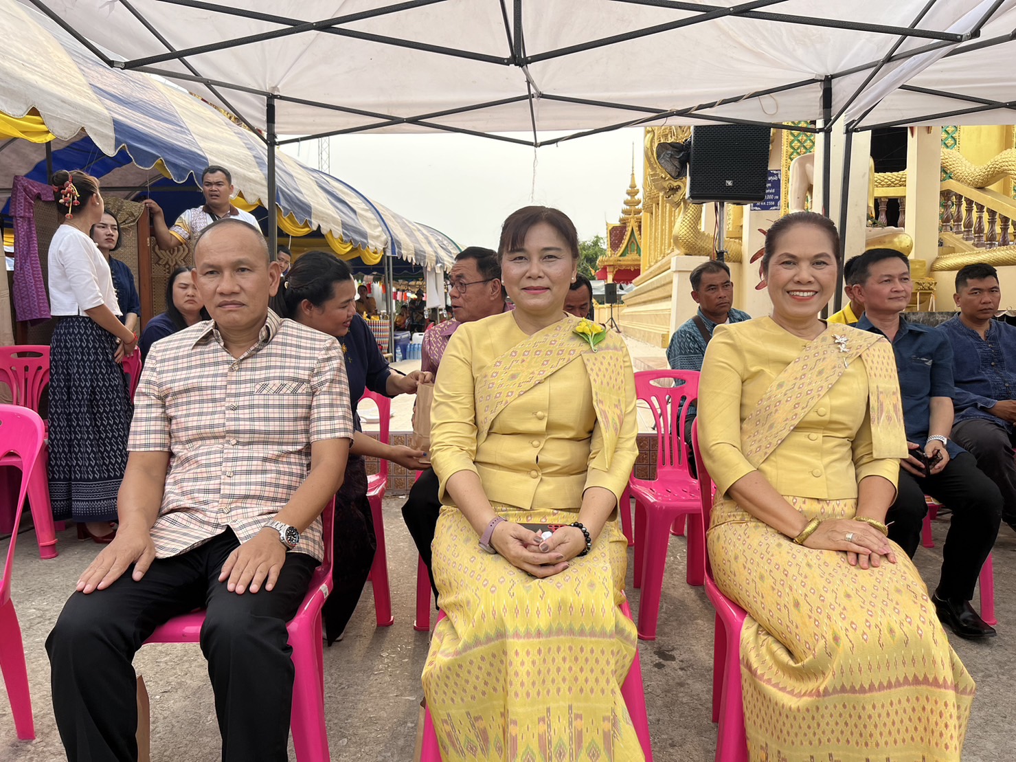 ? พช.ขอนแก่น : ร่วมงานแผ่นดินพระเจ้าใหญ่รวมใจของดีอำเภอซำสูง พิธีรำบวงสรวงองค์หลวงปู่พระเจ้าใหญ่ ณ วัดโพธิ์ชัย บ้านกระนวน อ.ซำสูง จ.ขอนแก่น