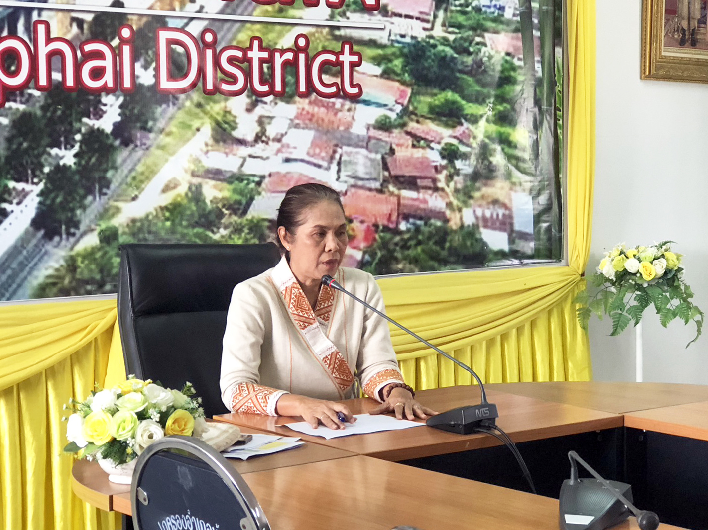 ? พช.ขอนแก่น : จัดประชุมชักซ้อมขับเคลื่อนการดำเนินงานขจัดความยากจนและพัฒนาคนทุกช่วงวัยอย่างยั่งยืนตามหลักปรัชญาของเศรษฐกิจพอเพียง ประจำปี 2566 (โซน3และโซน4)