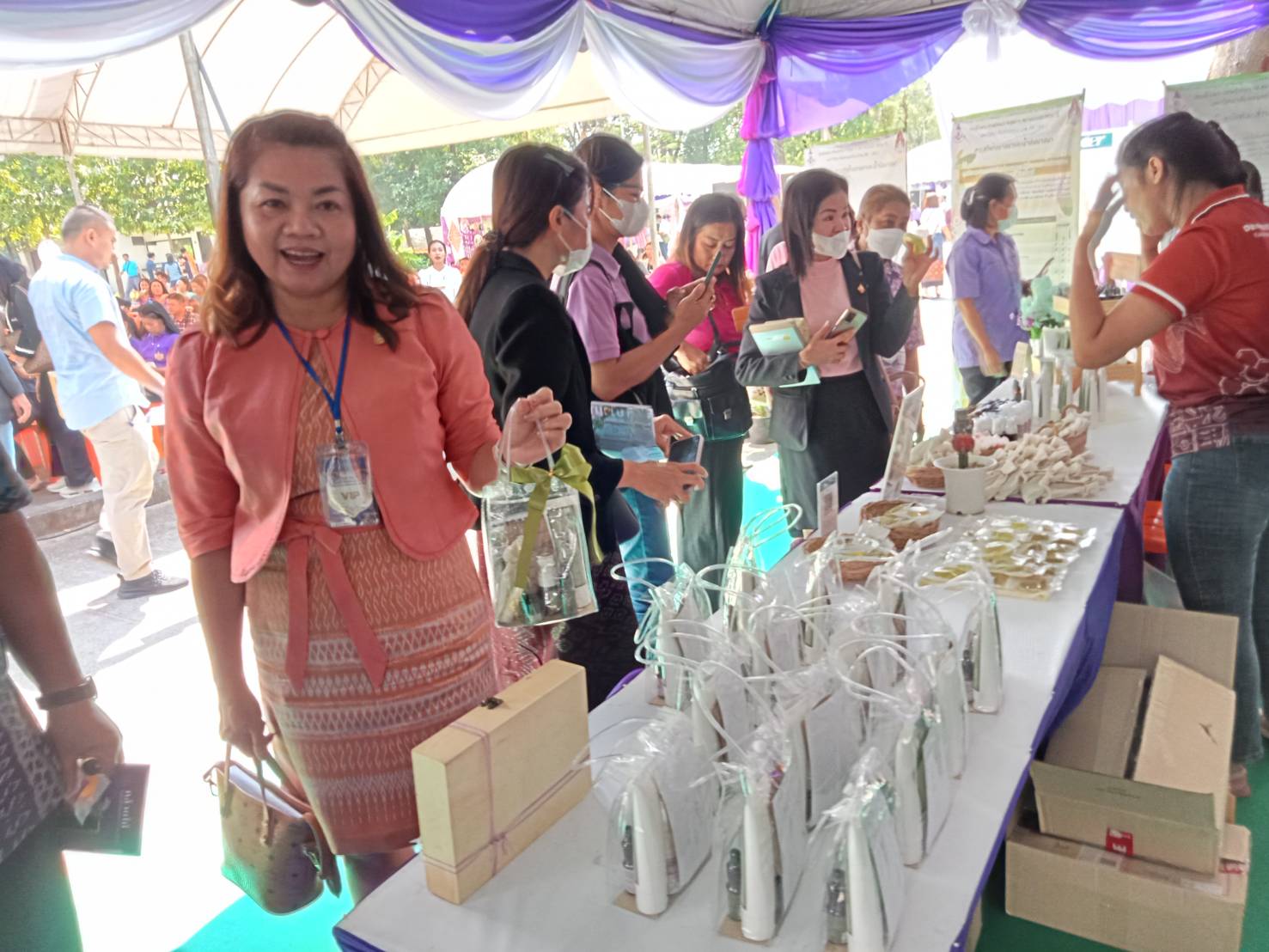 ? พช.ขอนแก่น : ร่วมพิธีเปิด “สืบสานงานอนุรักษ์ โฮมฮัก รักทรัพยากร” ณ บริเวณด้านหน้าอาคารแก่นกาลพฤกษ์ มหาวิทยาลัยขอนแก่น