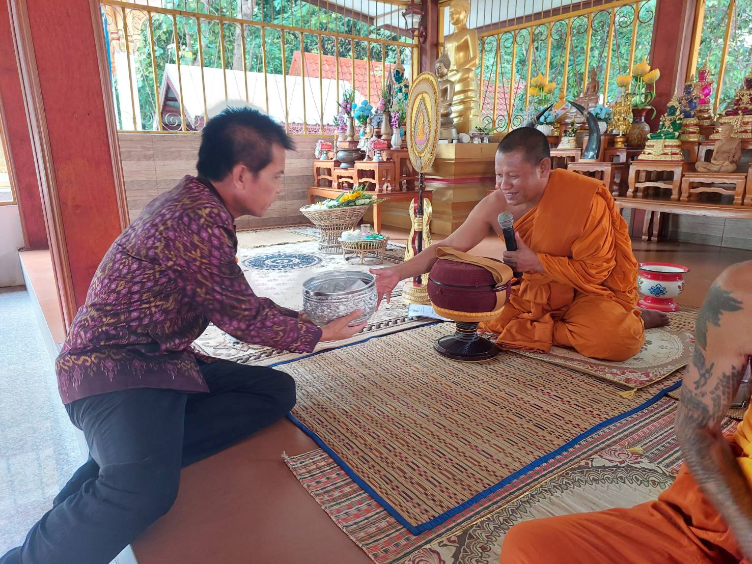 พช.ขอนแก่น : อำเภออุบลรัตน์ ขับเคลื่อนการดำเนินงานขจัดความยากจน และพัฒนาคนทุกช่วงวัยอย่างยั่งยืน ตามหลักปรัชญาของ เศรษฐกิจพอเพียง