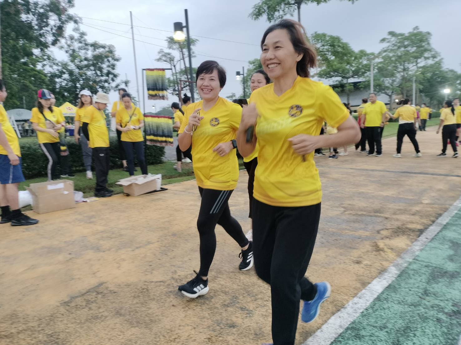 ?พช.ขอนแก่น : ร่วมกิจกรรมเดิน-วิ่ง เฉลิมพระเกียรติพระบาทสมเด็จพระเจ้าอยู่หัว เนื่องในวันฉัตรมงคล 4 พฤษภาคม 2566
