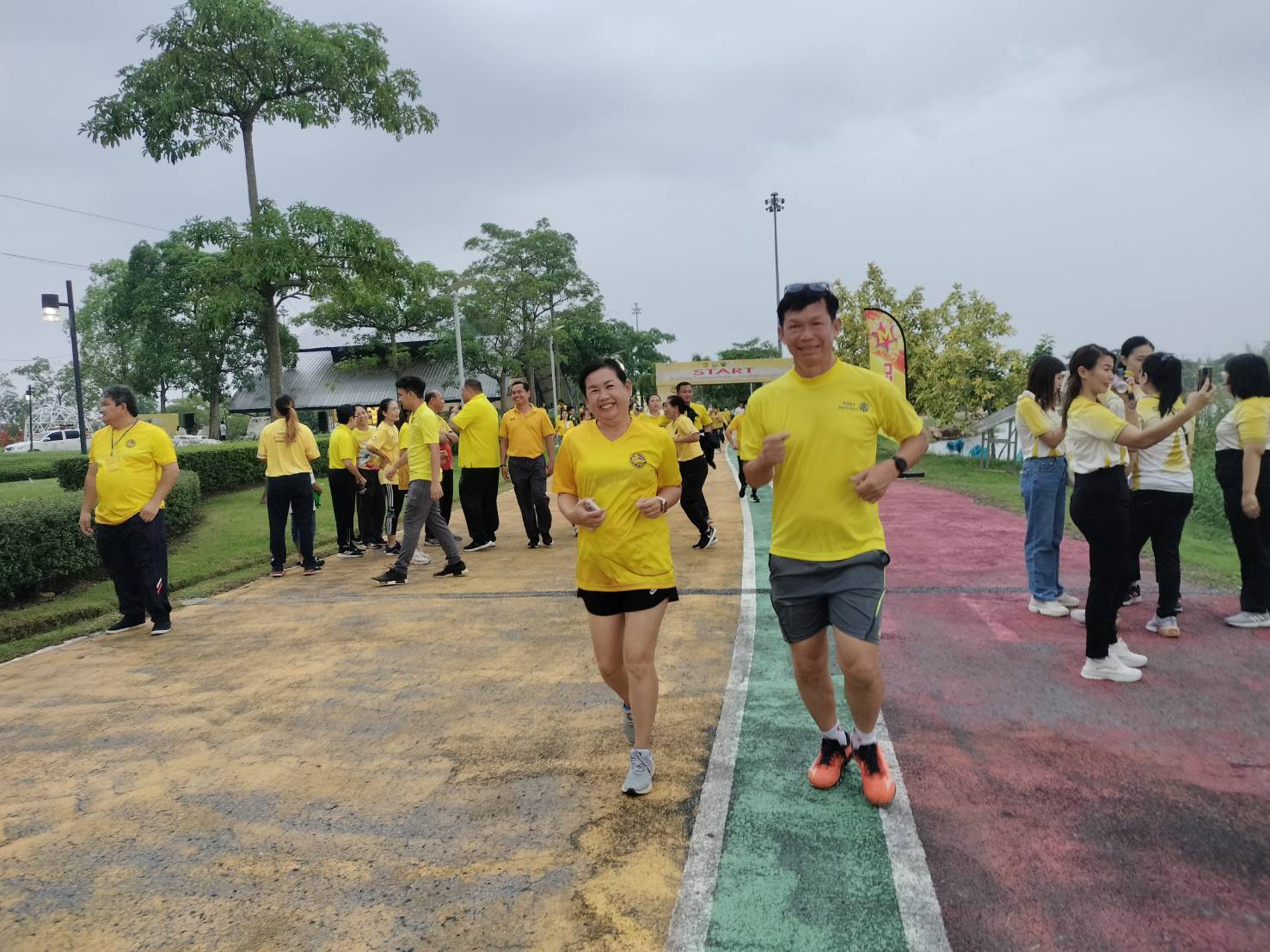 ?พช.ขอนแก่น : ร่วมกิจกรรมเดิน-วิ่ง เฉลิมพระเกียรติพระบาทสมเด็จพระเจ้าอยู่หัว เนื่องในวันฉัตรมงคล 4 พฤษภาคม 2566