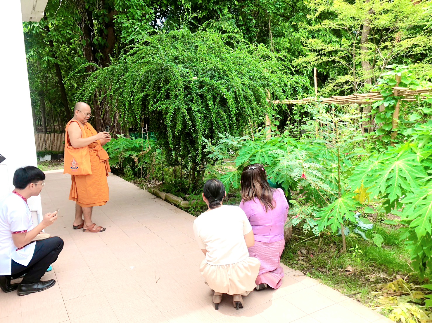 ?พช.ขอนแก่น ลงพื้นที่ เตรียมความพร้อมดำเนินงาน “โครงการวัด ประชา รัฐ สร้างสุข” บูรณาการขจัดความยากจน พัฒนาคุณภาพชีวิตคนขอนแก่นอย่างยั่งยืน