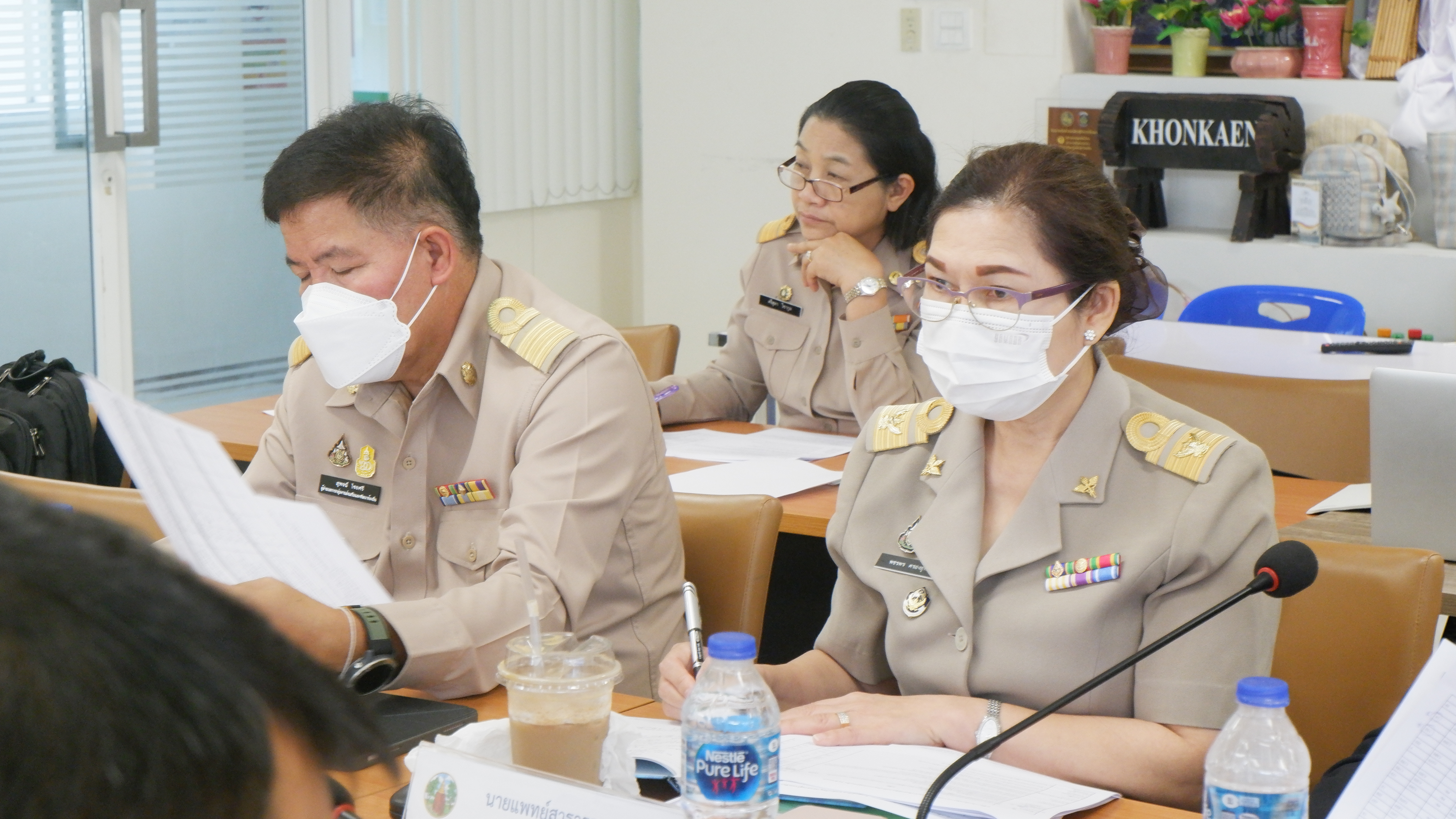 ?พช.ขอนแก่น : ประชุมคณะทำงานขับเคลื่อนการดำเนินงานขจัดความยากจนและพัฒนาคนทุกช่วงวัยอย่างยั่งยืนตามหลักปรัชญาของเศรษฐกิจพอเพียง ตามภารกิจ ๗ มิติ ระดับจังหวัด (รายทีม)