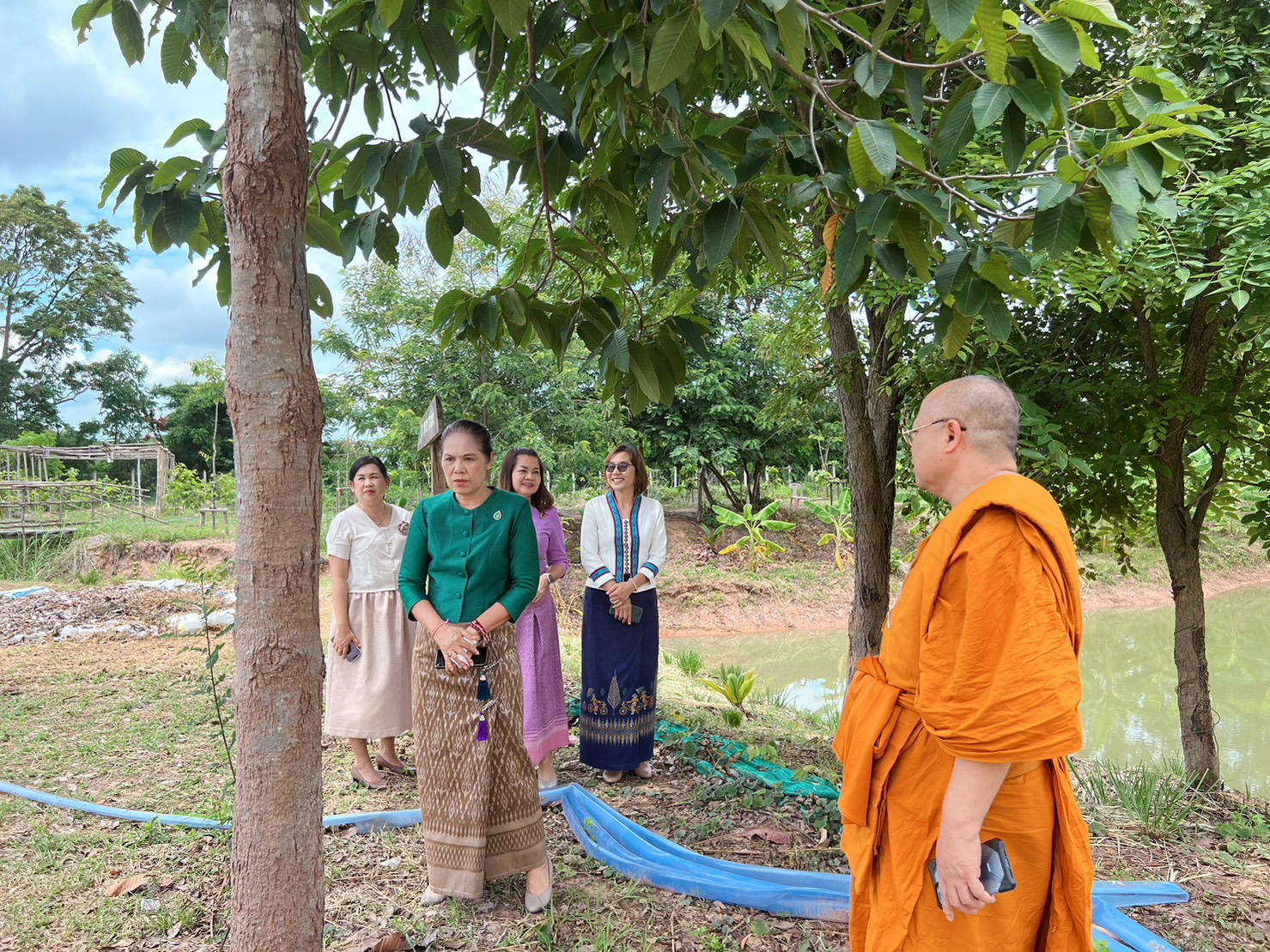 ?พช.ขอนแก่น ลงพื้นที่ เตรียมความพร้อมดำเนินงาน “โครงการวัด ประชา รัฐ สร้างสุข” บูรณาการขจัดความยากจน พัฒนาคุณภาพชีวิตคนขอนแก่นอย่างยั่งยืน