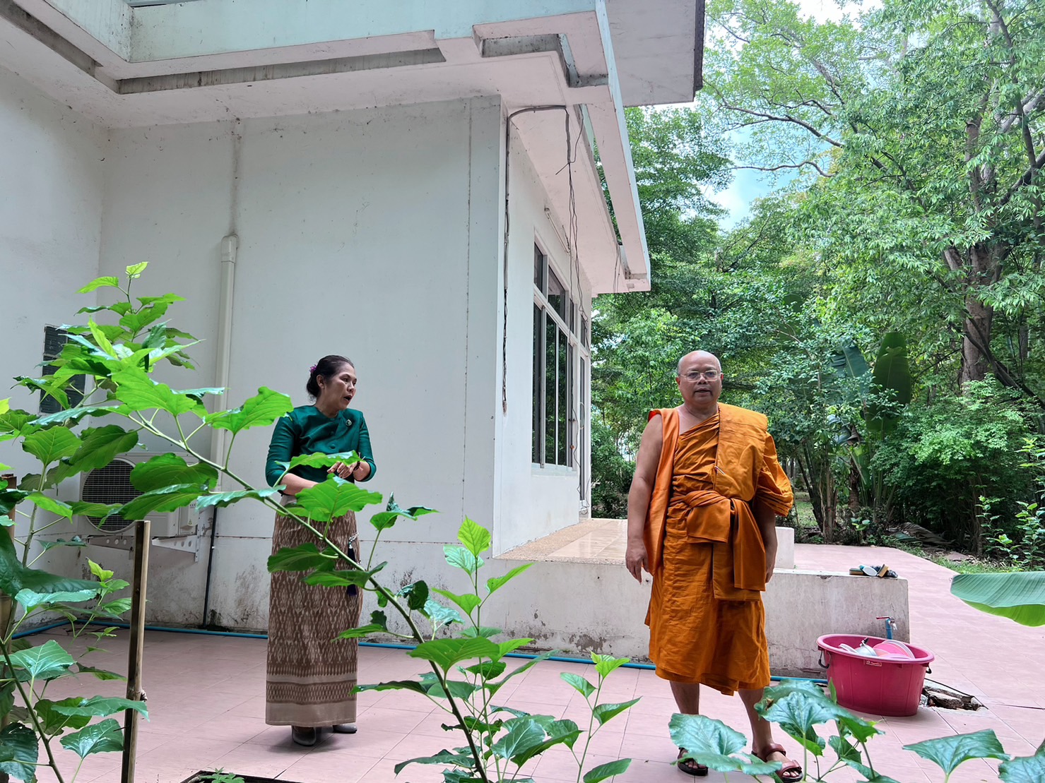 ?พช.ขอนแก่น ลงพื้นที่ เตรียมความพร้อมดำเนินงาน “โครงการวัด ประชา รัฐ สร้างสุข” บูรณาการขจัดความยากจน พัฒนาคุณภาพชีวิตคนขอนแก่นอย่างยั่งยืน