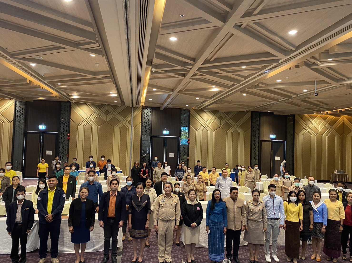 ?พช.ขอนแก่น : ร่วมประชุมรับฟังความคิดเห็นในการศึกษาความเหมาะสมและออกแบบรายละเอียดโครงการพัฒนาพื้นที่กลุ่มจังหวัดภาคตะวันออกเฉียงเหนือตอนกลาง