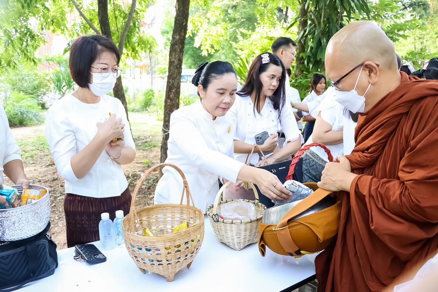 ? จังหวัดขอนแก่น : จัดกิจกรรม​ส่งเสริม​พระพุทธศาสนา​ เนื่อง​ใน​เทศกาล​วันวิสาขบูชา