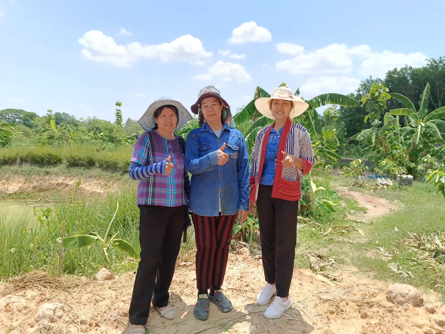 พช.ขอนแก่น : อำเภอกระนวน ลงพื้นที่ประเมินศักยภาพพื้นที่ต้นแบบการพัฒนาคุณภาพชีวิตตามหลักทฤษฎีใหม่ ประยุกต์สู่ “โคก หนอง นา โมเดล”
