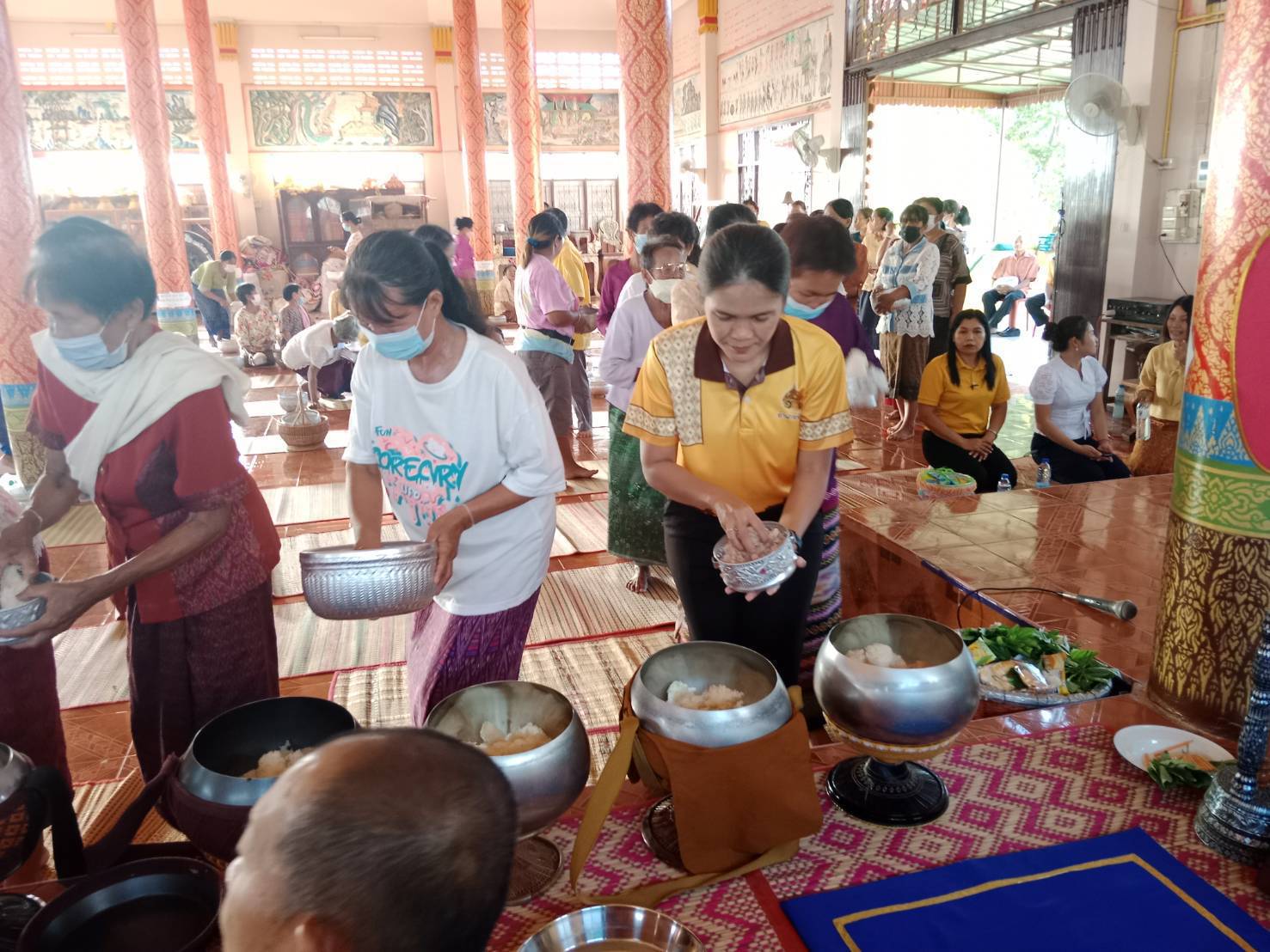 พช.ขอนแก่น : อำเภอซำสูง ดำเนินการโครงการวัด ประชารัฐ สร้างสุข