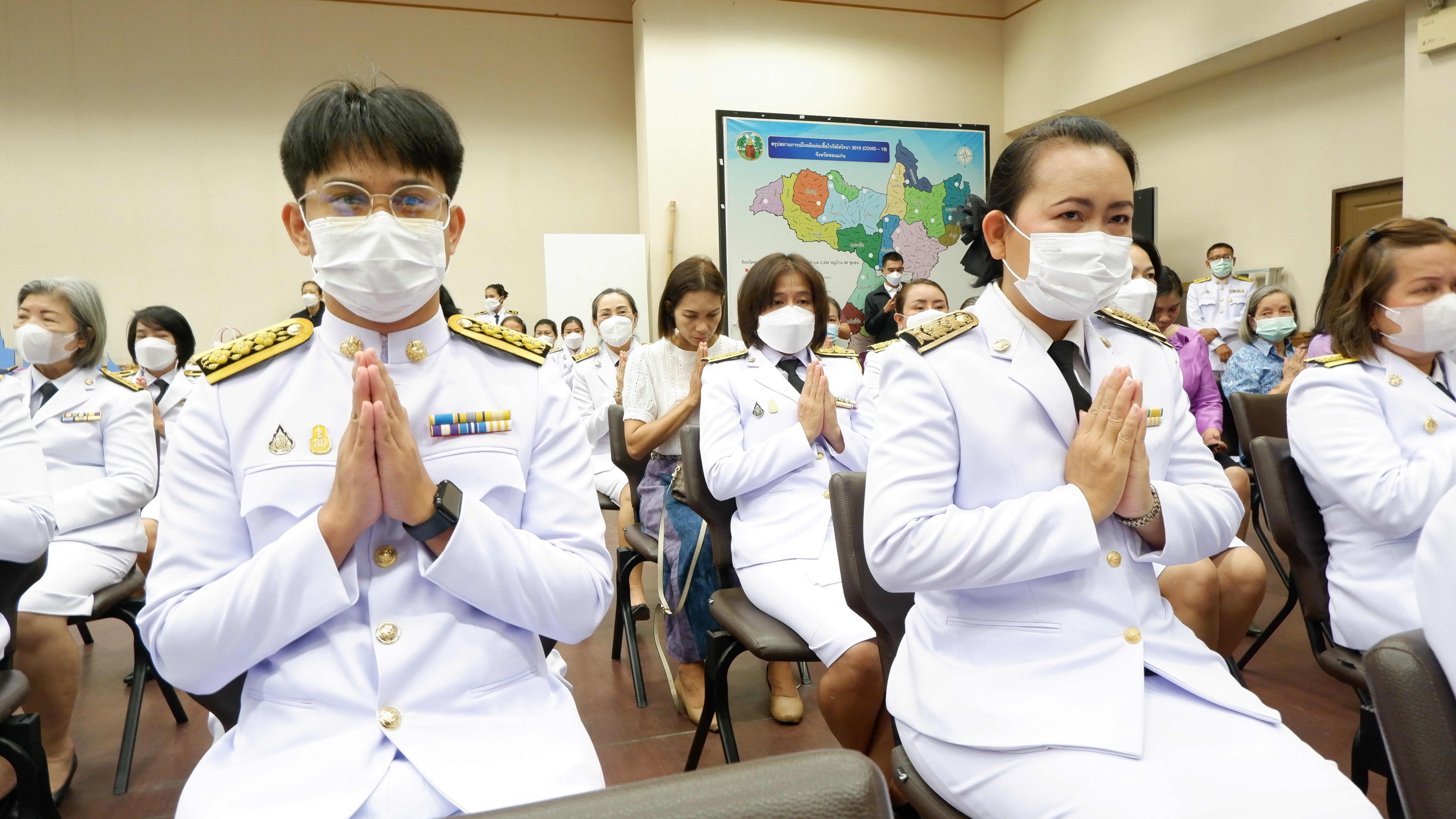 จังหวัดขอนแก่น : ประกอบพิธีทำบุญตักบาตรถวายพระราชกุศล เนื่องในโอกาสวันเฉลิมพระชนมพรรษา สมเด็จพระนางเจ้า ฯ พระบรมราชินี 3 มิถุนายน 2566