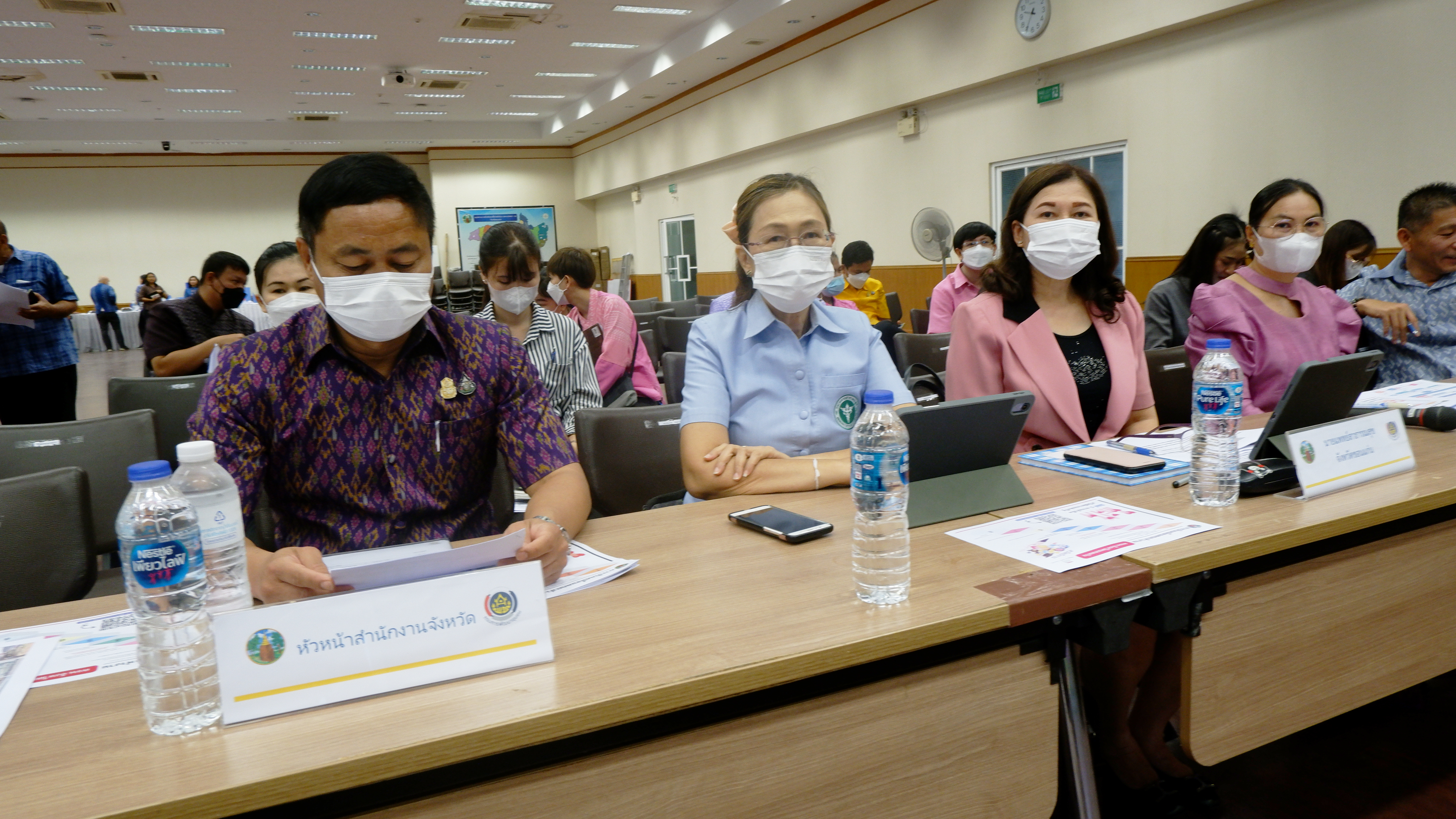 ?พช.ขอนแก่น : จัดประชุมคณะทำงานขับเคลื่อนการดำเนินงานขจัดความยากจนและพัฒนาคนทุกช่วงวัยอย่างยั่งยืนตามหลักปรัชญาของเศรษฐกิจพอเพียง ตามภารกิจ 5 มิติ ระดับจังหวัด