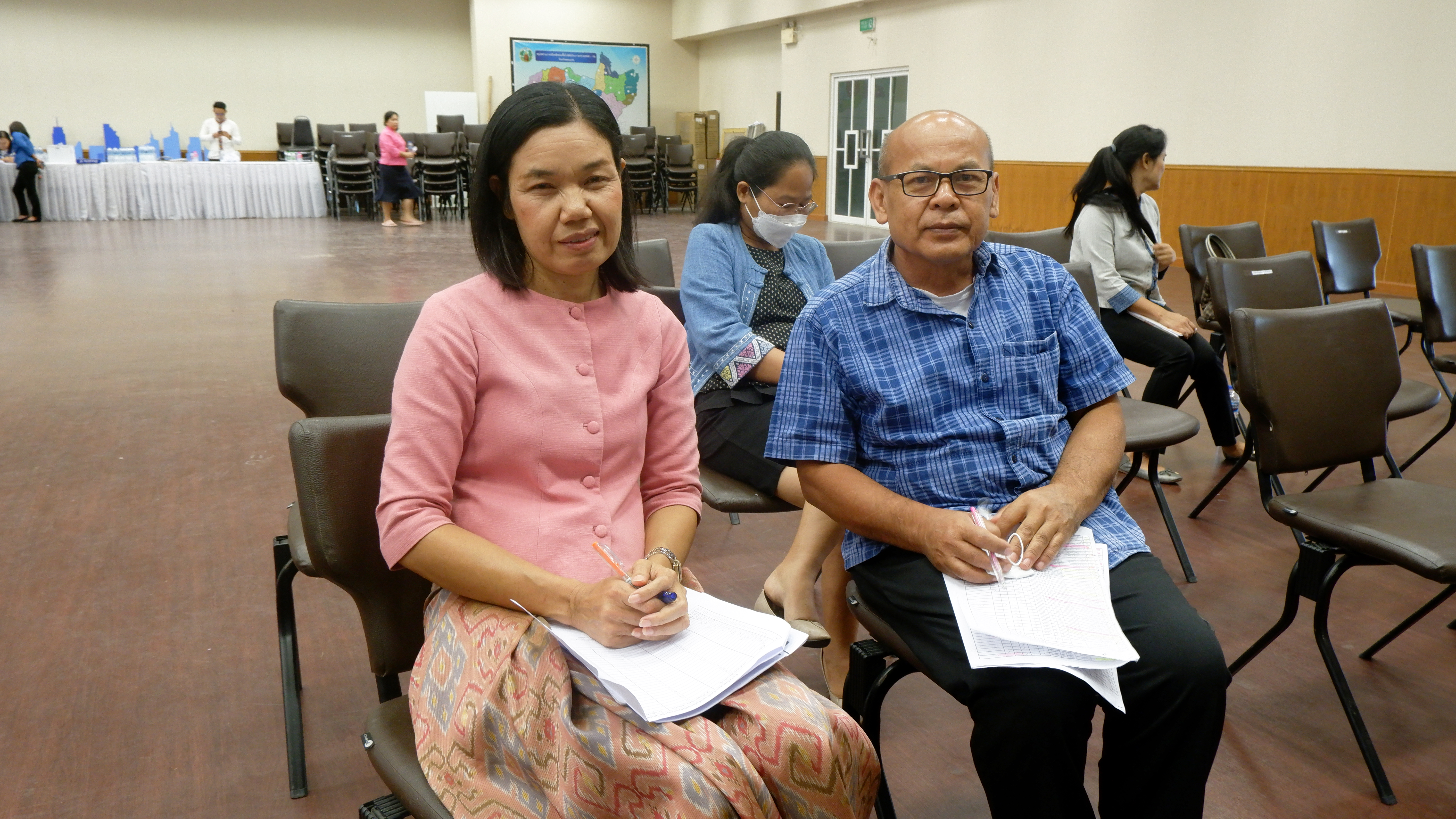 ?พช.ขอนแก่น : จัดประชุมคณะทำงานขับเคลื่อนการดำเนินงานขจัดความยากจนและพัฒนาคนทุกช่วงวัยอย่างยั่งยืนตามหลักปรัชญาของเศรษฐกิจพอเพียง ตามภารกิจ 5 มิติ ระดับจังหวัด