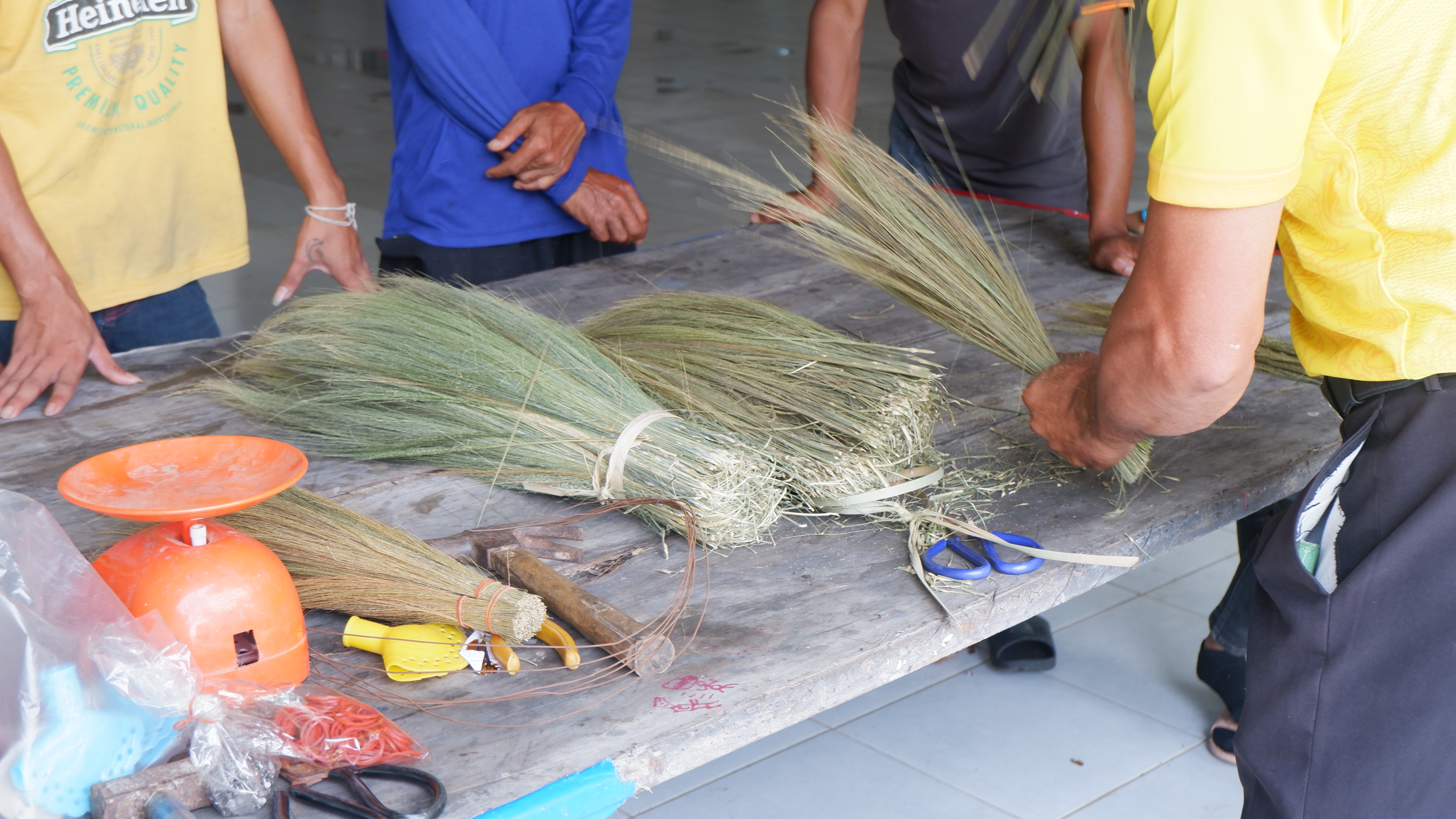 ? พช.ขอนแก่น : ร่วมสนับสนุนการดำเนินกิจกรรมศูนย์เรียนรู้ต้นแบบหนุนเสริมสัมมาชีพแก่เยาวชนกลุ่มเสี่ยงหรือผู้ผ่านการบำบัด อำเภอบ้านแฮด