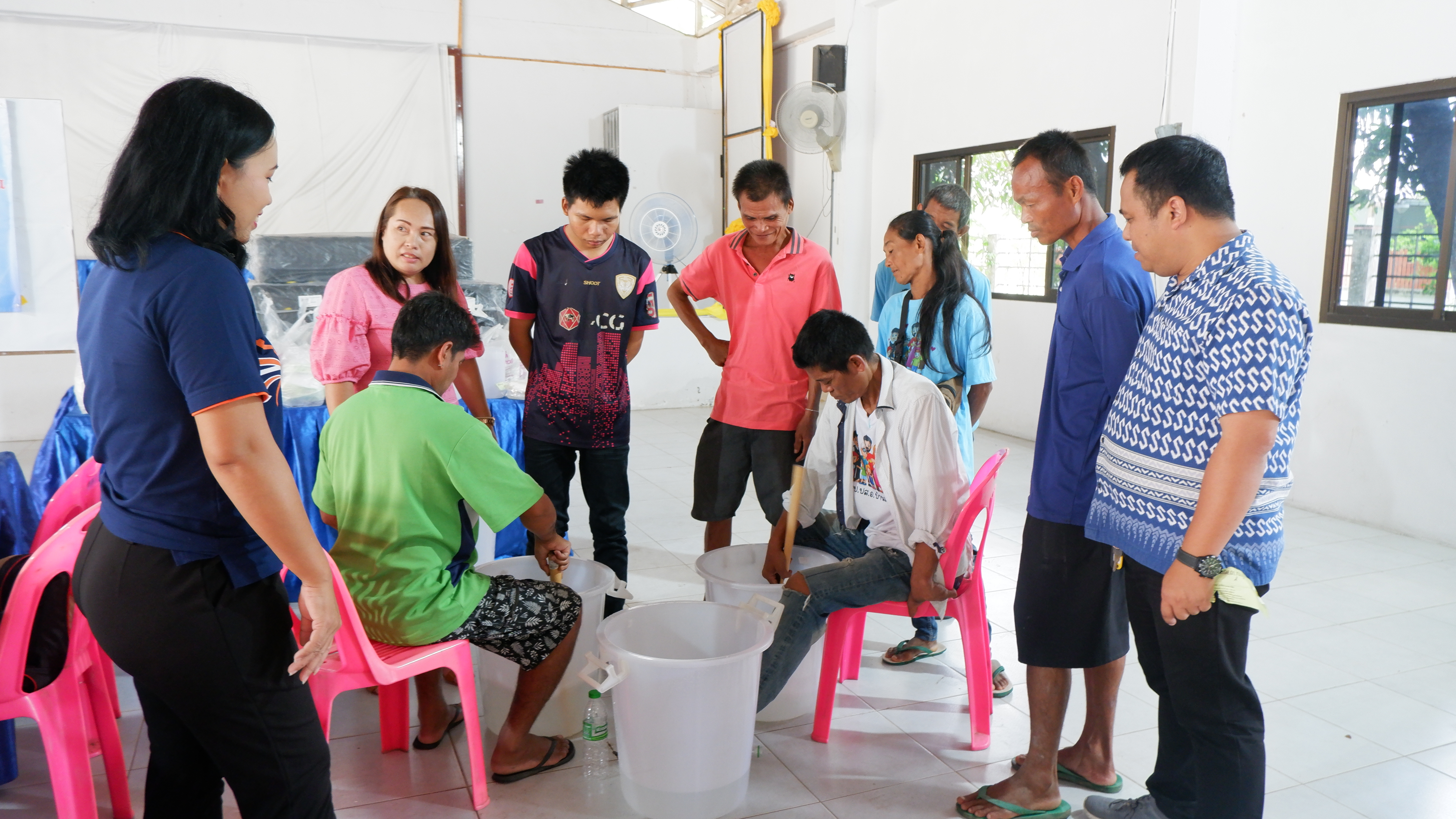? พช.ขอนแก่น : ร่วมสนับสนุนการดำเนินกิจกรรมศูนย์เรียนรู้ต้นแบบหนุนเสริมสัมมาชีพแก่เยาวชนกลุ่มเสี่ยงหรือผู้ผ่านการบำบัด อำเภอบ้านแฮด