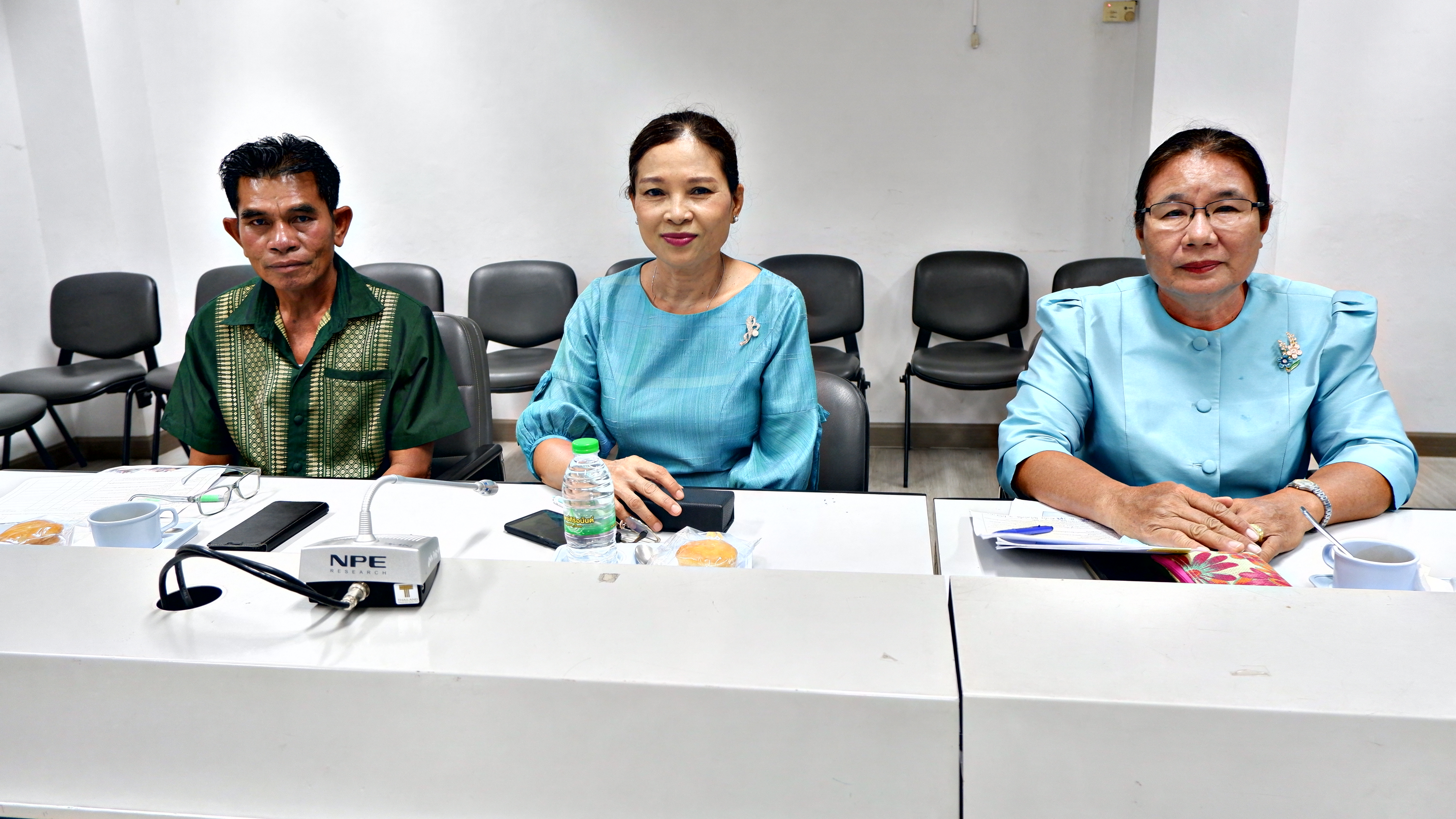 ? พช.ขอนแก่น : ประชุมคณะกรรมการมาตรฐานการพัฒนาชุมชน จังหวัดขอนแก่น โครงการส่งเสริมและพัฒนาระบบมาตรฐานการพัฒนาชุมชน ระดับจังหวัด