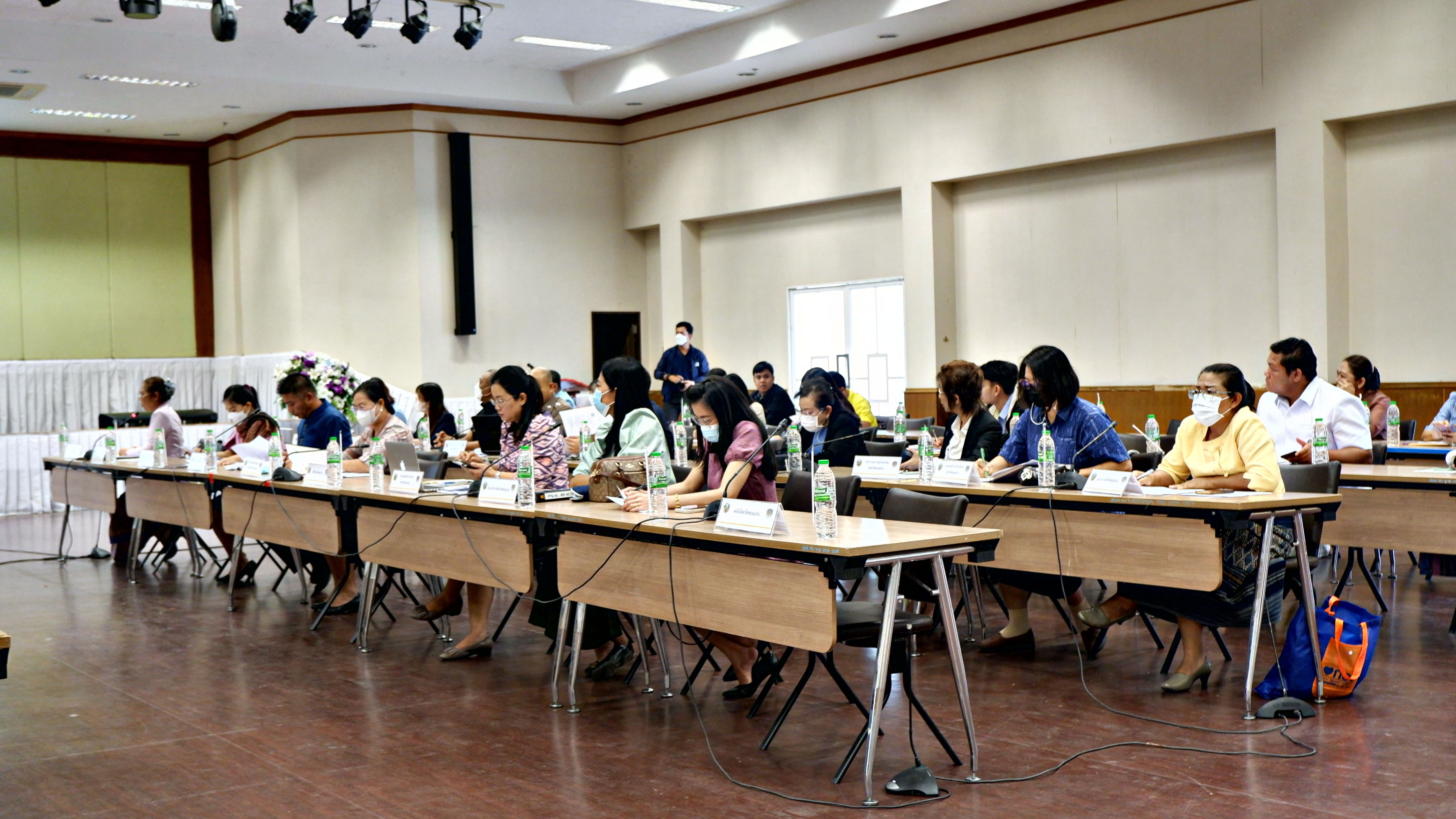 ? พช.ขอนแก่น : ประชุมคณะกรรมการบริหารศูนย์อำนวยการขจัดความยากจนและพัฒนาคนทุกชวงวัยอย่างยั่งยืนตามหลักปรัชญาของเศรษฐกิจพอเพียง จังหวัดขอนแก่น (ศจพ.จ.ขก) ครั้งที่ 2/2566