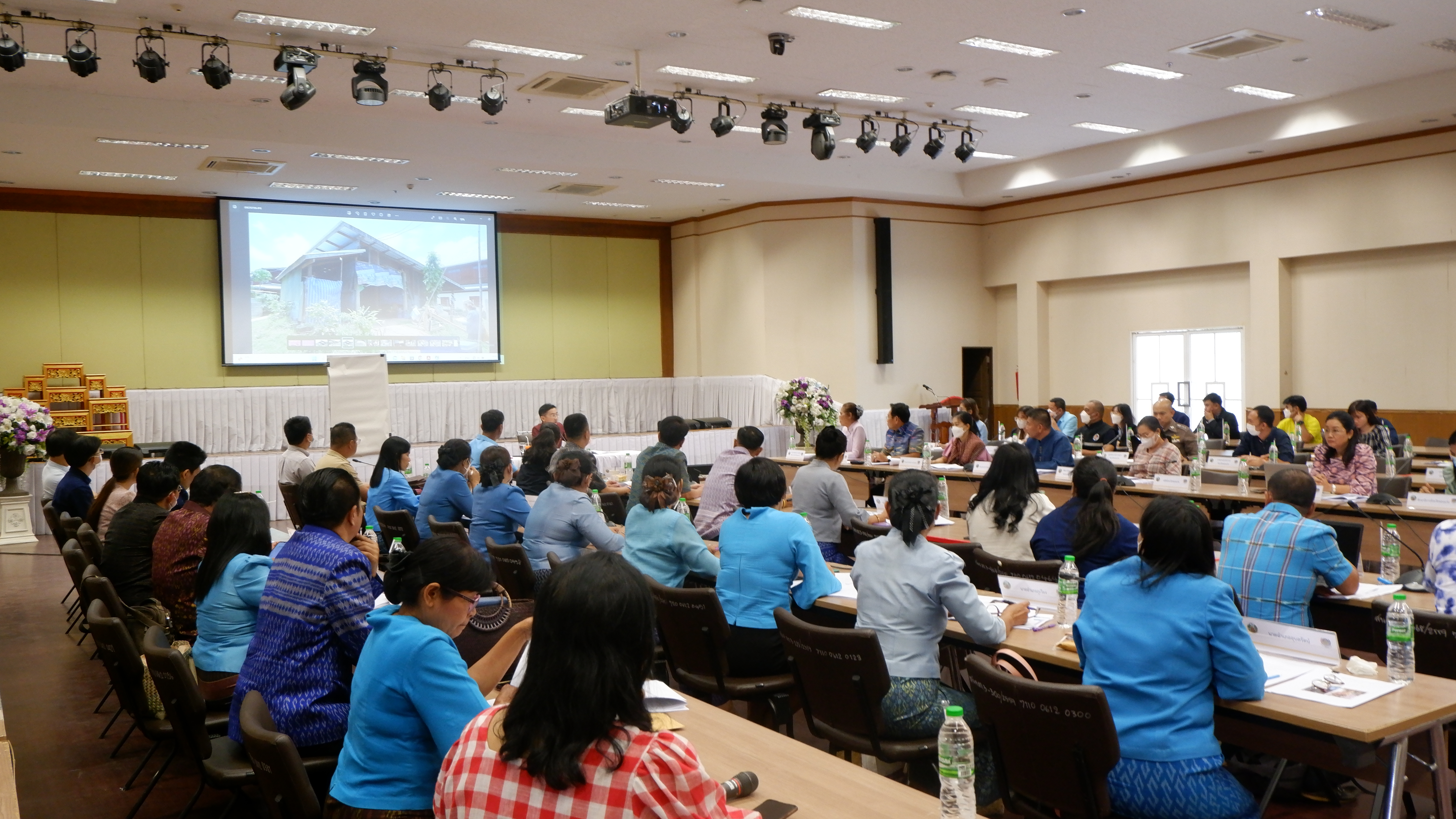 ? พช.ขอนแก่น : ประชุมคณะกรรมการบริหารศูนย์อำนวยการขจัดความยากจนและพัฒนาคนทุกชวงวัยอย่างยั่งยืนตามหลักปรัชญาของเศรษฐกิจพอเพียง จังหวัดขอนแก่น (ศจพ.จ.ขก) ครั้งที่ 2/2566