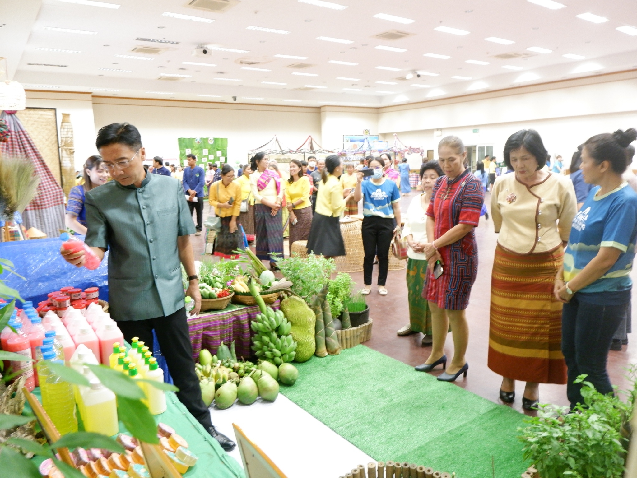 ? พช.ขอนแก่น : โครงการพัฒนาหมู่บ้านเศรษฐกิจพอเพียง กิจกรรมการคัดสรรกิจกรรมพัฒนาชุมชนดีเด่น ระดับจังหวัด ประจำปี 2566