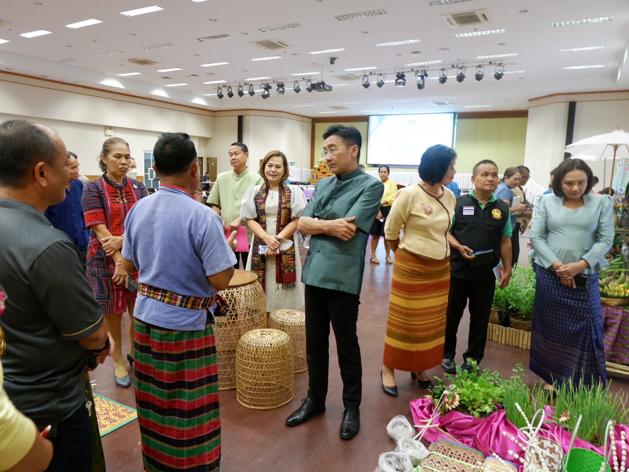 ? พช.ขอนแก่น : โครงการพัฒนาหมู่บ้านเศรษฐกิจพอเพียง กิจกรรมการคัดสรรกิจกรรมพัฒนาชุมชนดีเด่น ระดับจังหวัด ประจำปี 2566