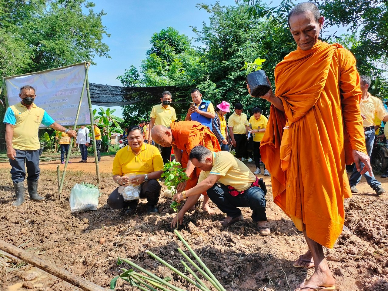 พช.ขอนแก่น : อำเภอเมืองขอนแก่น ดำเนินโครงการ วัด ประชารัฐ สร้างสุข