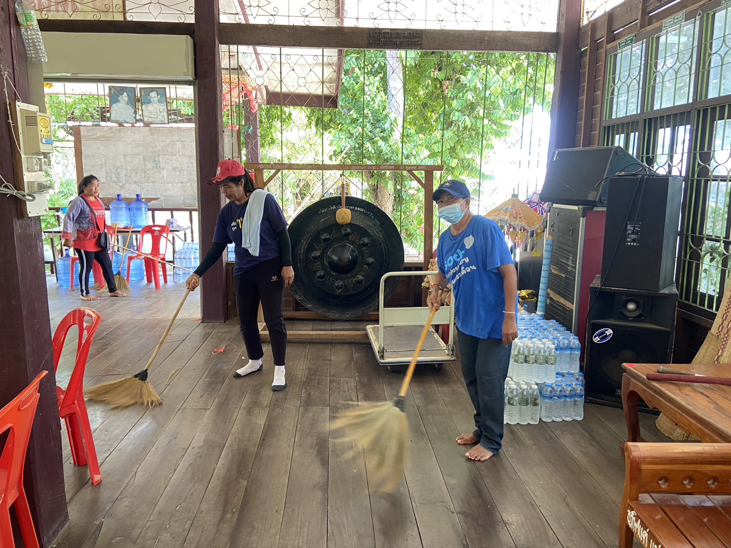 พช.ขอนแก่น : อำเภอพล ดำเนินการโครงการวัด ประชา รัฐ สร้างสุข