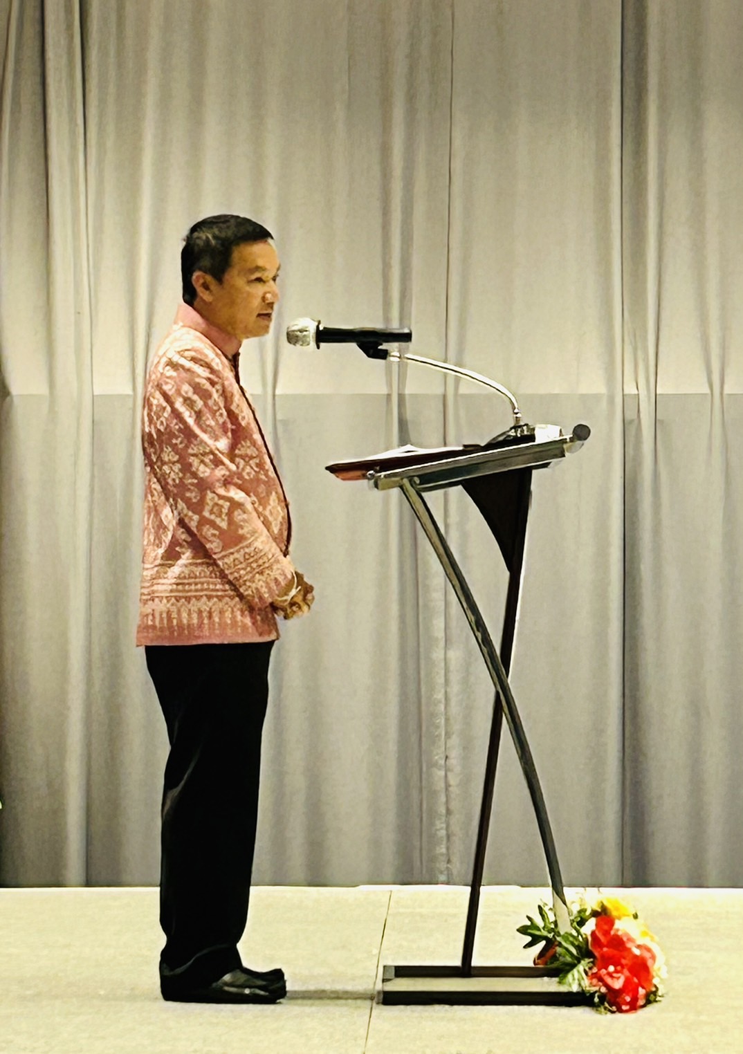 ? พช.ขอนแก่น : ร่วมงานประชุมเชิงปฎิบัติการพัฒนาศักยภาพ โครงการพัฒนาศักยภาพผู้ผลิต ผู้ประกอบการผ้า และหัตถกรรม จุดกำเนินการที่ 3 รุ่นที่ 1 จังหวัดนครราชสีมา