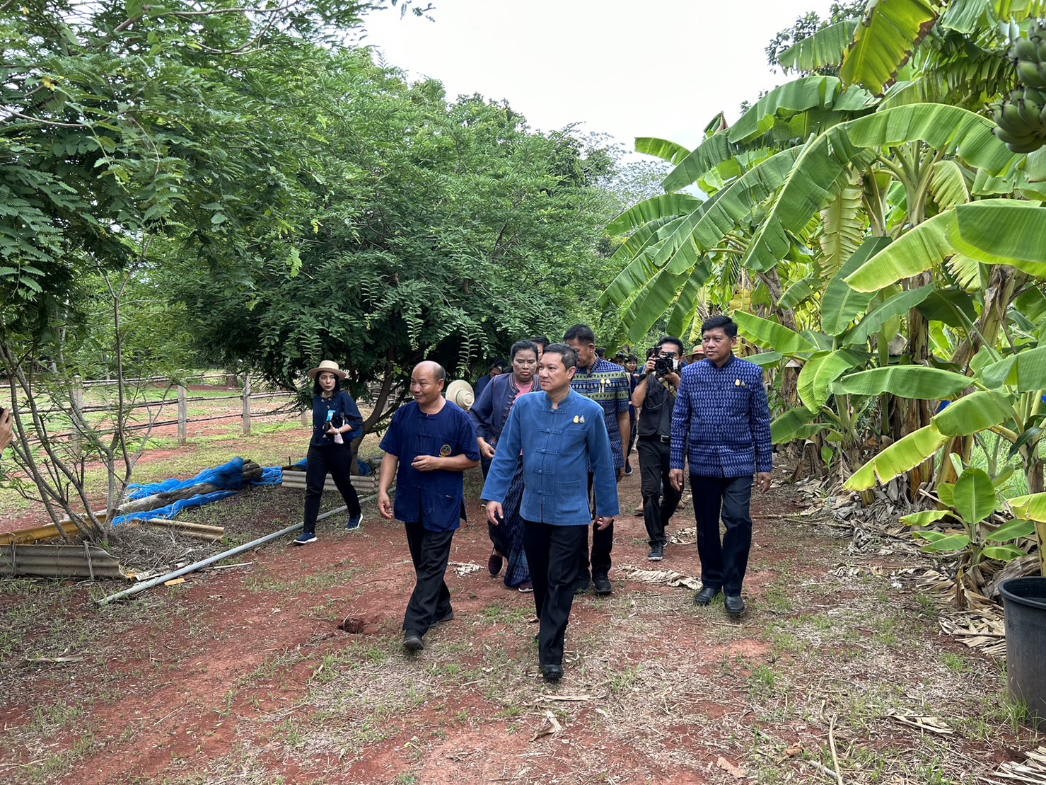 ? พช.ขอนแก่น : ร่วมงานประชุมเชิงปฎิบัติการพัฒนาศักยภาพ โครงการพัฒนาศักยภาพผู้ผลิต ผู้ประกอบการผ้า และหัตถกรรม จุดกำเนินการที่ 3 รุ่นที่ 1 จังหวัดนครราชสีมา
