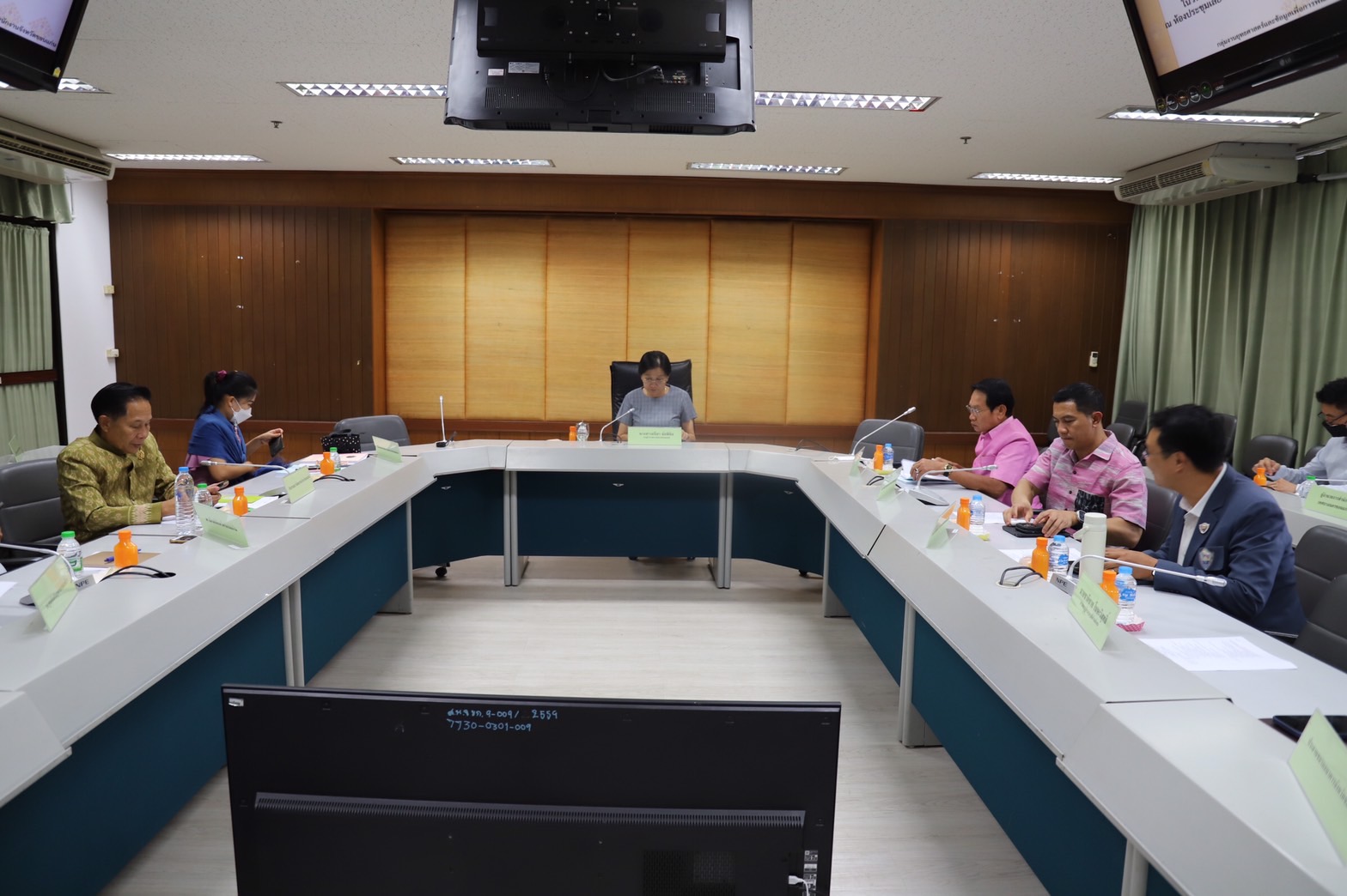 ?พช.ขอนแก่น : ร่วมประชุมคณะกรรมการร่วมภาครัฐและเอกชนเพื่อพัฒนาและแก้ไขปัญหาทางเศรษฐกิจ จังหวัดขอนแก่น (กรอ.จังหวัดขอนแก่น)