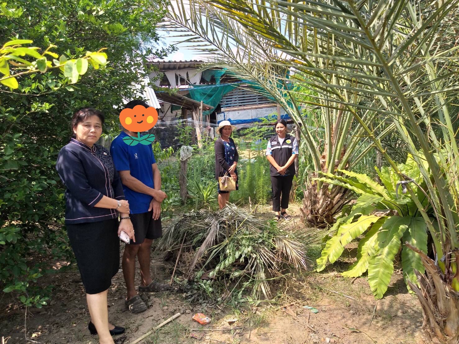 พช.ขอนแก่น : อำเภอกระนวน ลงพื้นที่ติดตามครัวเรือนยากจนต้นแบบ (Best practice) ภายใต้การขจัดความยากจนและพัฒนาคนทุกช่วงวัยอย่างยั่งยืนตามหลักปรัชญาของเศรษฐกิจพอเพียง ปี 2566