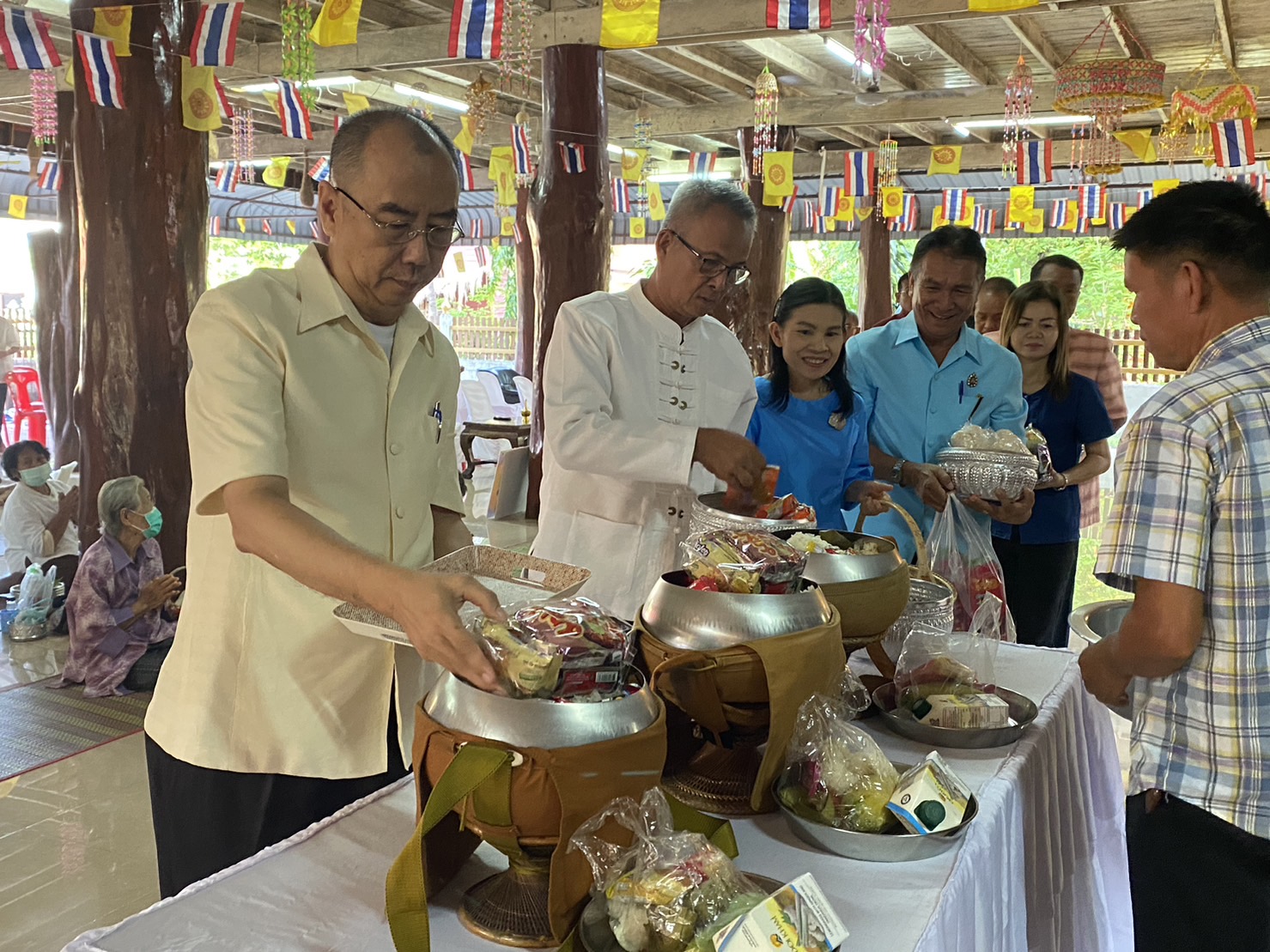  พช.ขอนแก่น : “โครงการพลังบวรต่อบุญเกื้อหนุนคนมัญจาคีรี” ประจำปี 2566 ระยะที่2 อ.มัญจาคีรี จ.ขอนแก่น